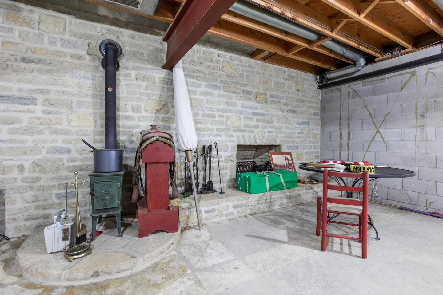 11101 Hinton Mill Road