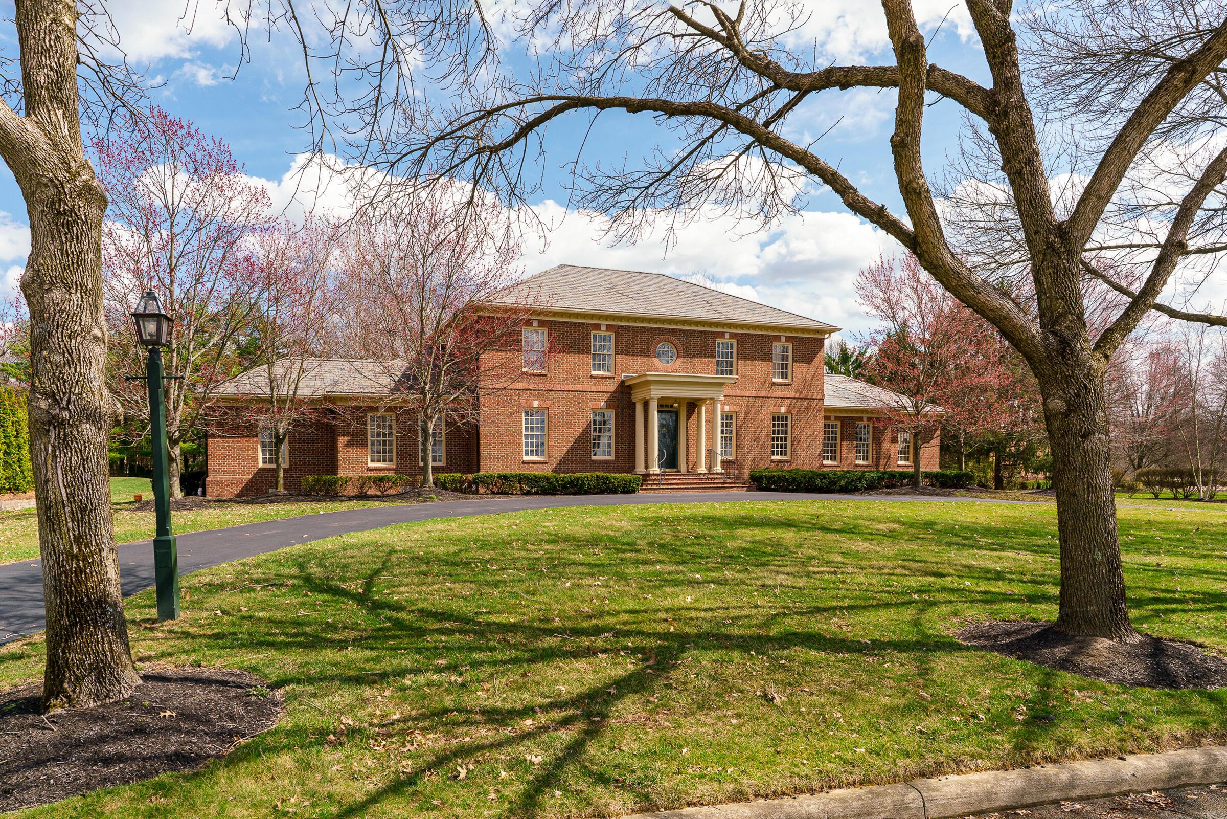 6988 Greensward Road