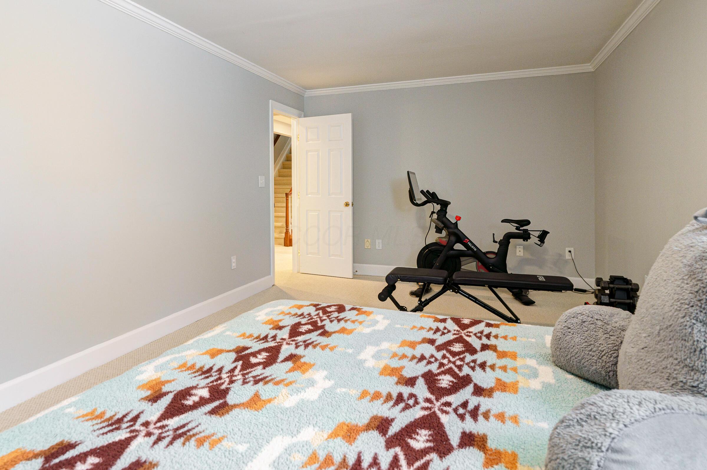 6988 Greensward Road