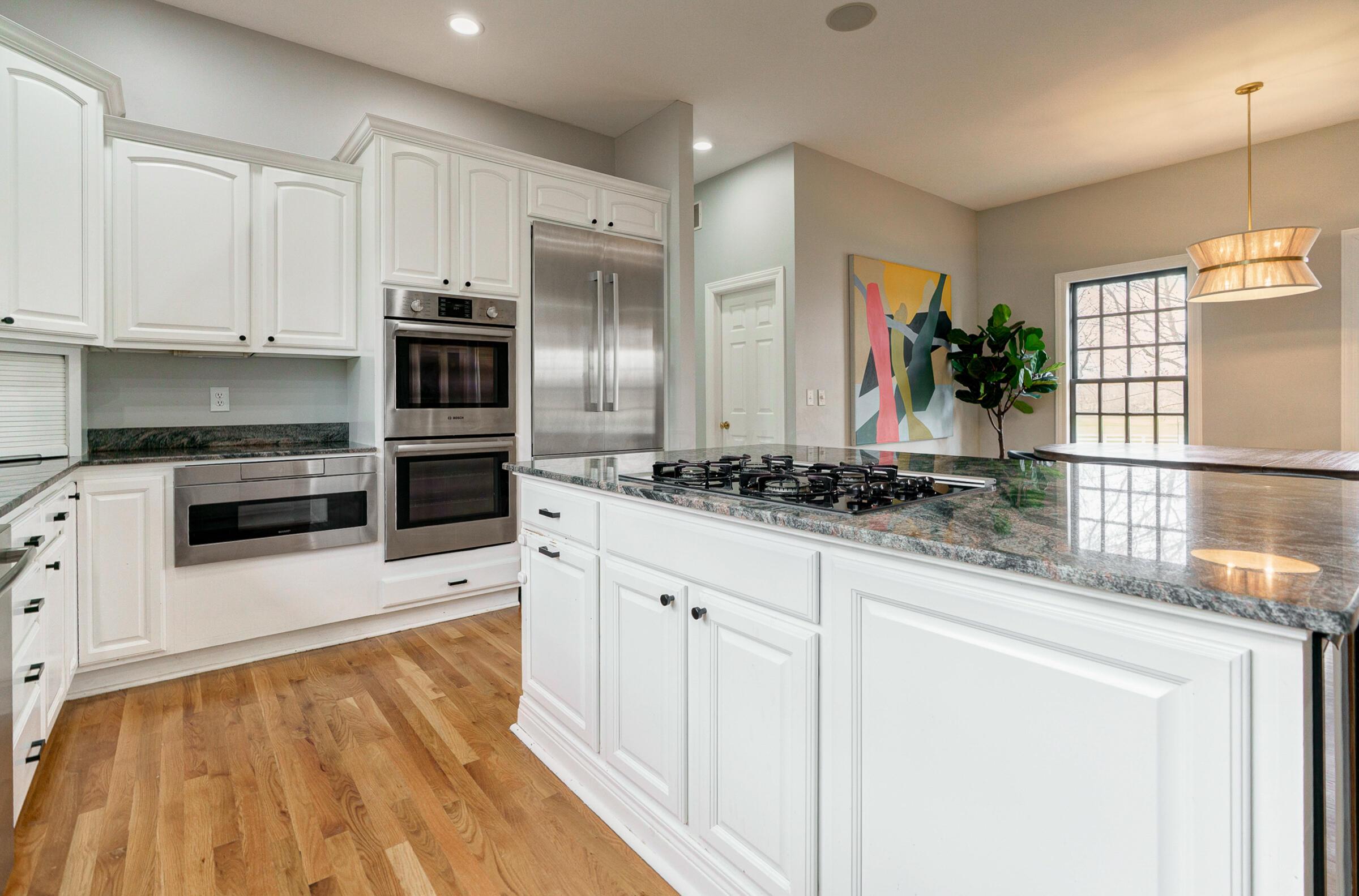 6988 Greensward Road