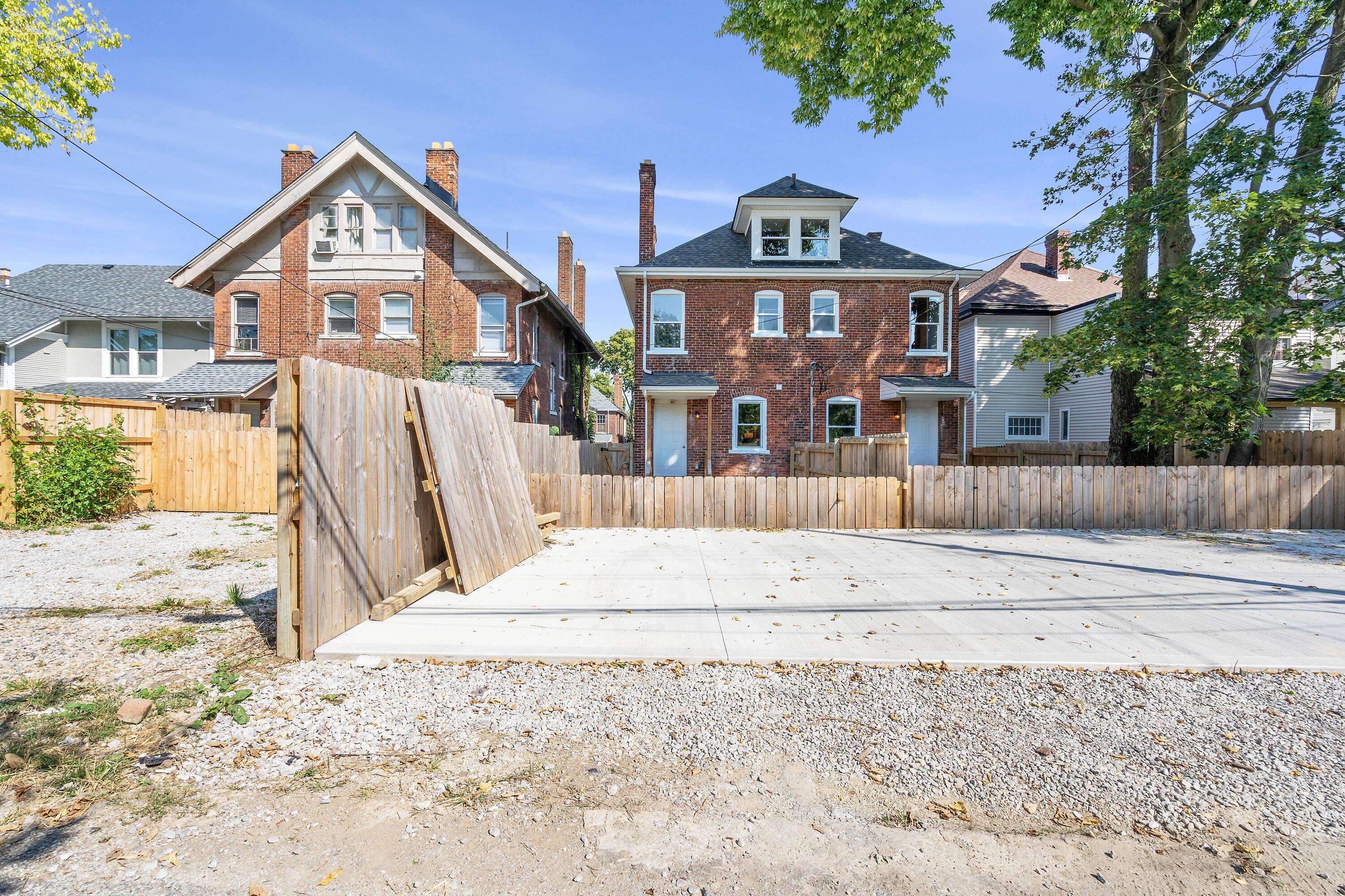 415-417 Morrison Avenue