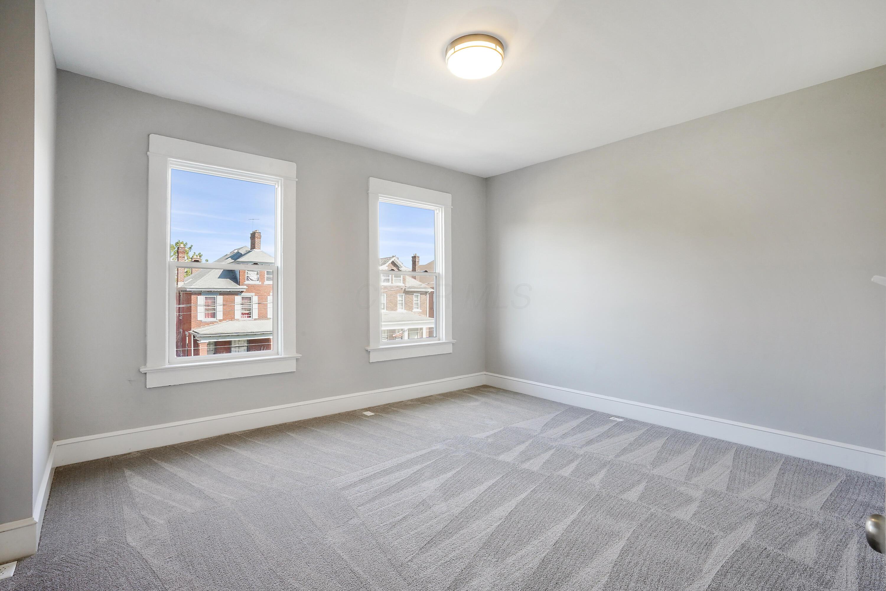 415-417 Morrison Avenue