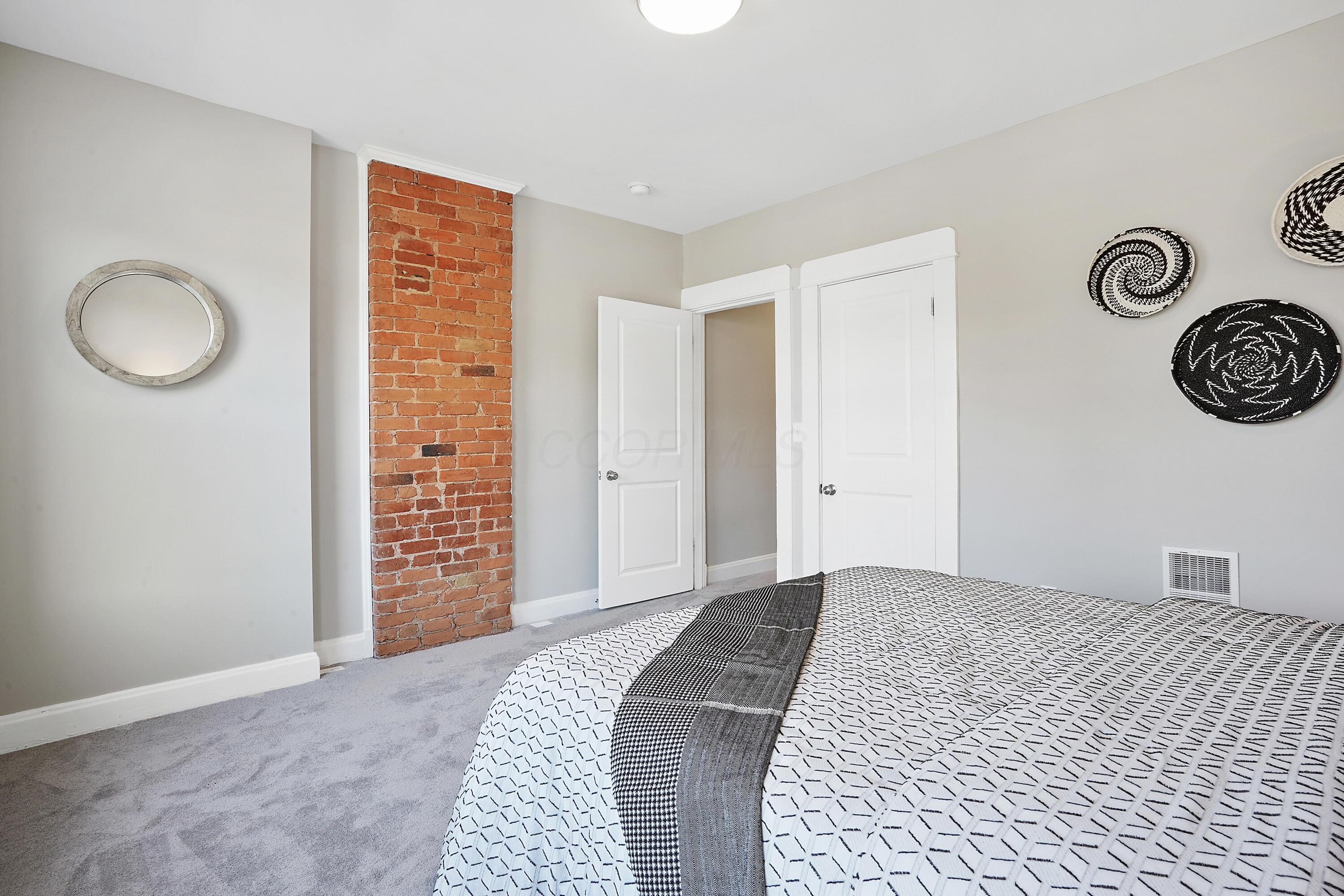 415-417 Morrison Avenue