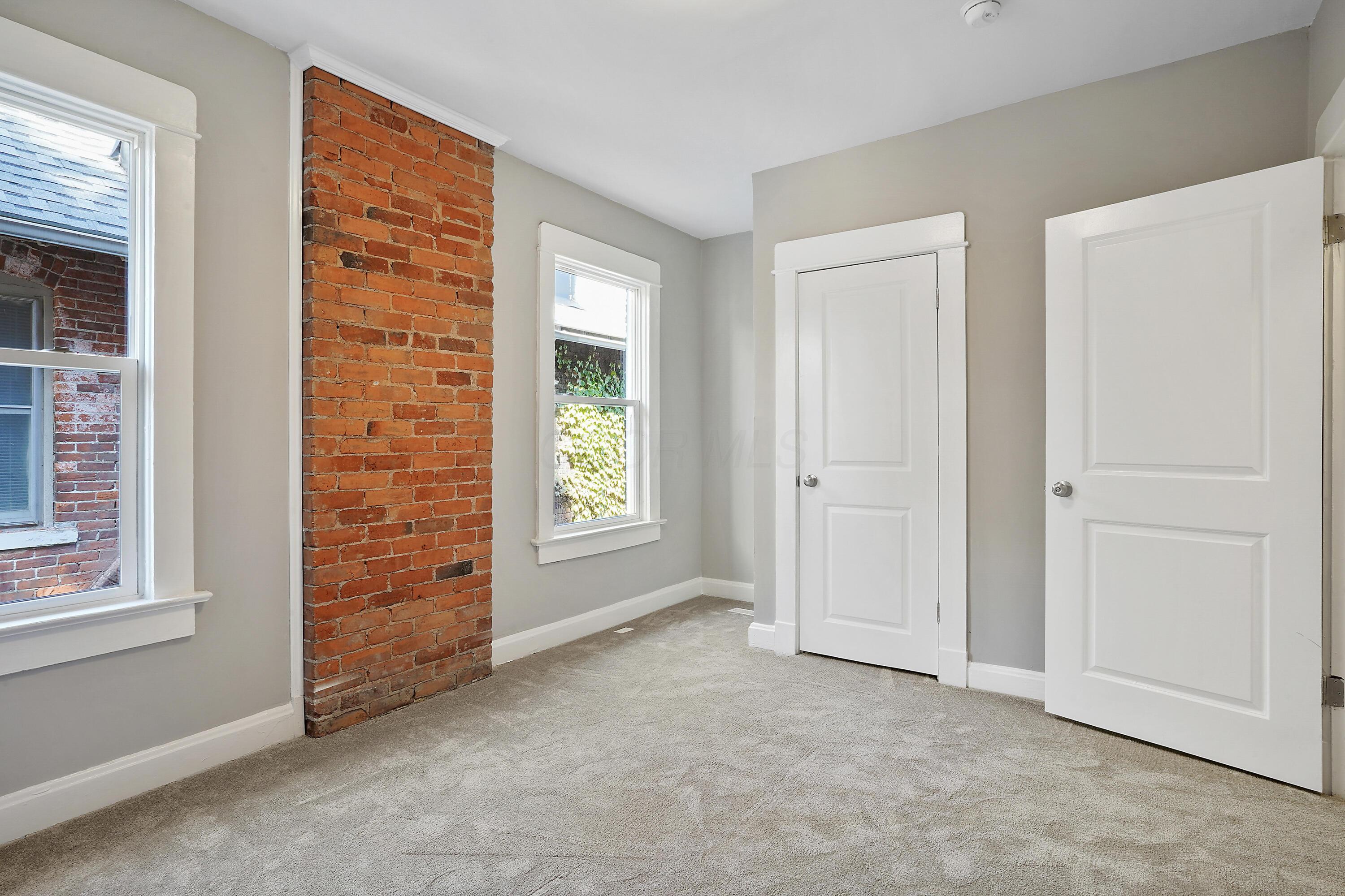 415-417 Morrison Avenue