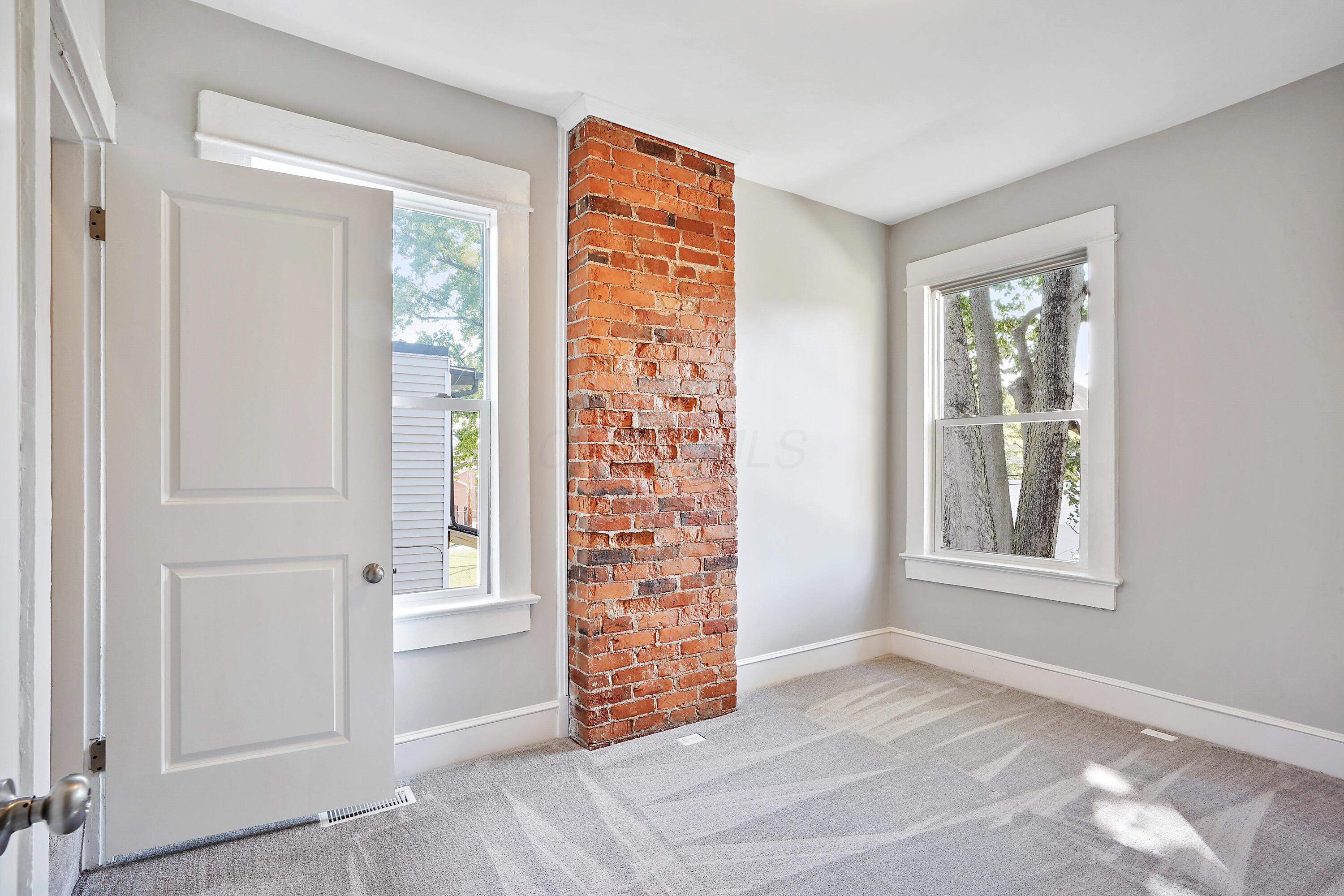 415-417 Morrison Avenue