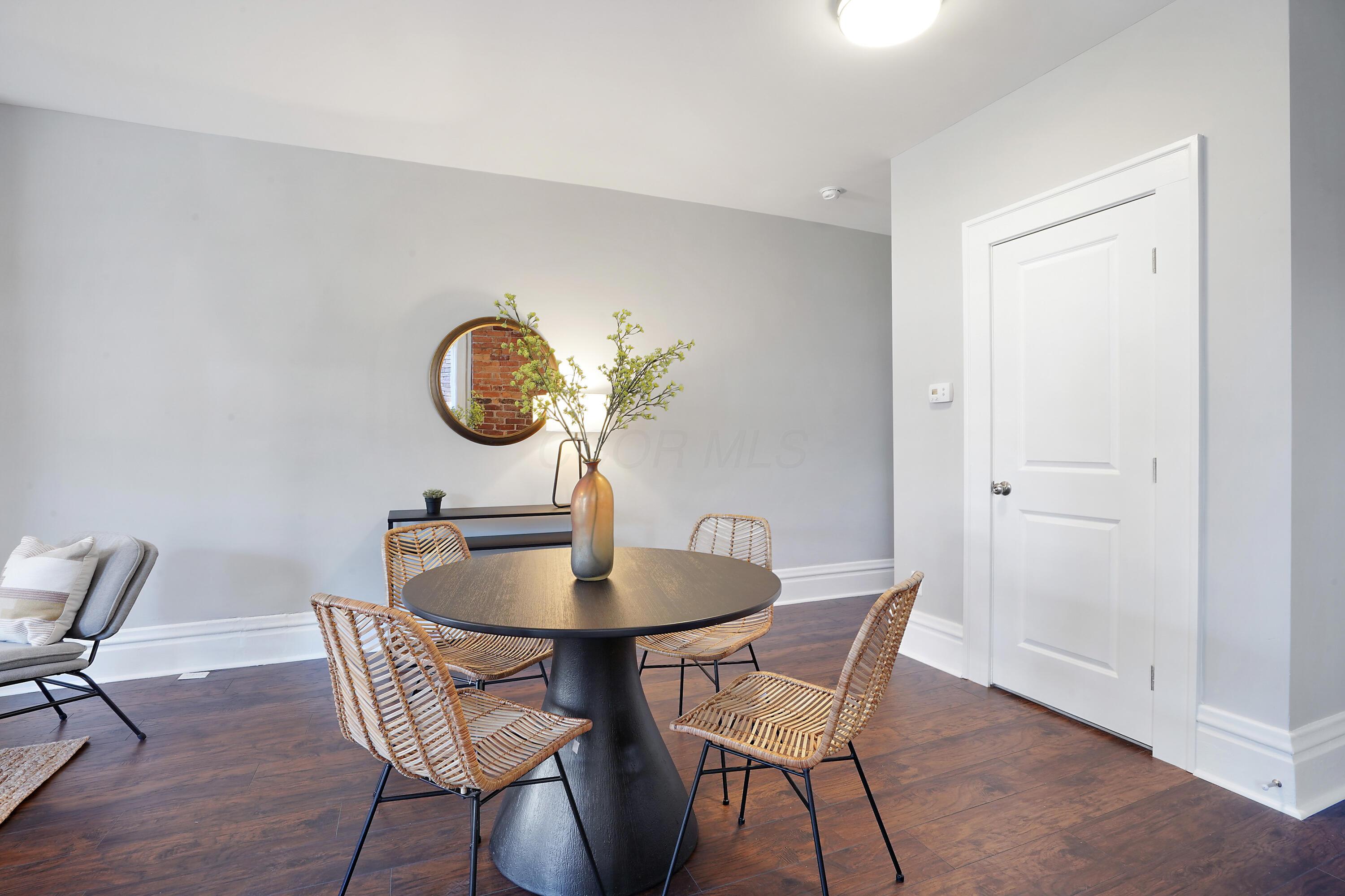 415-417 Morrison Avenue