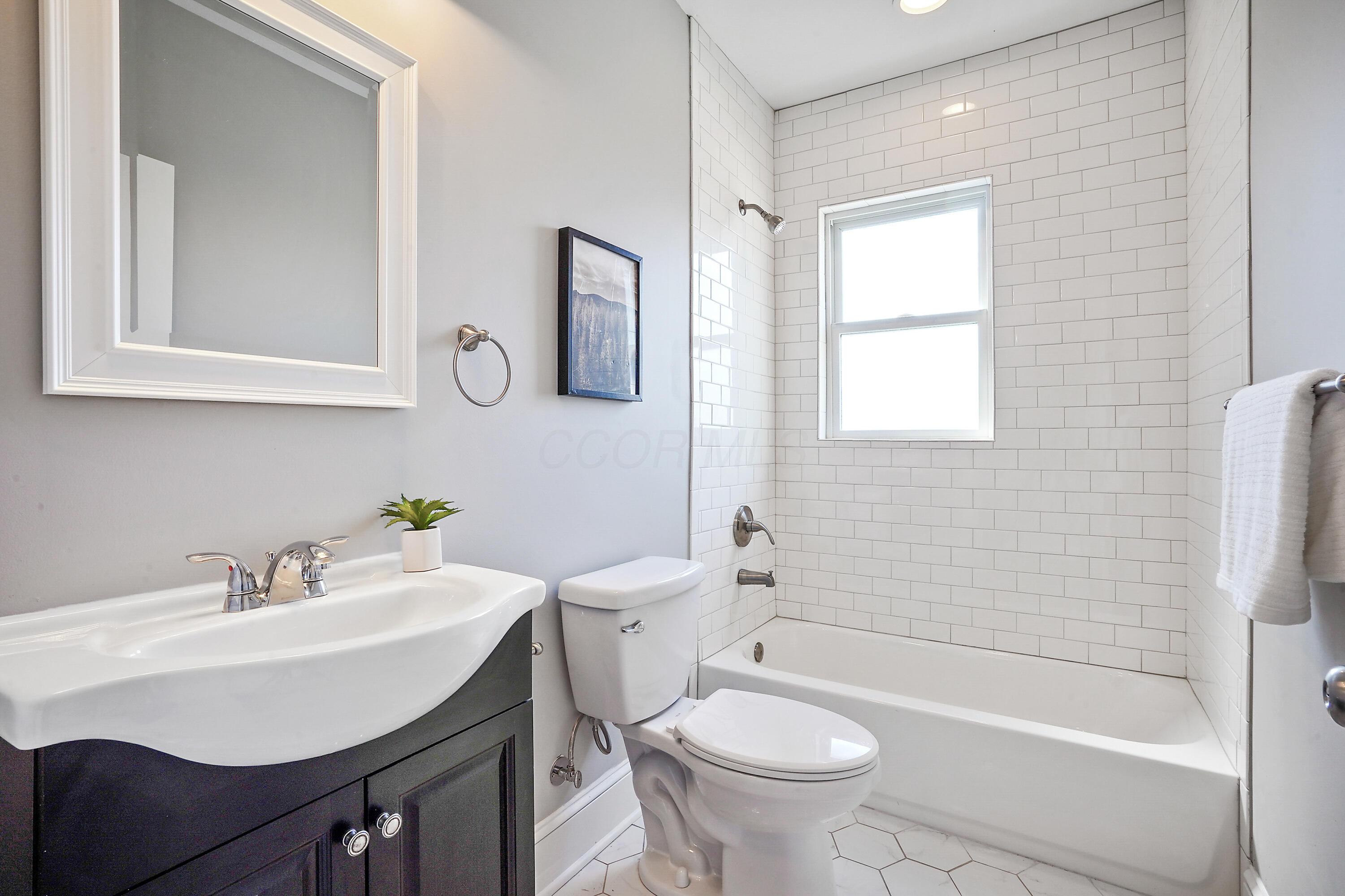 415-417 Morrison Avenue