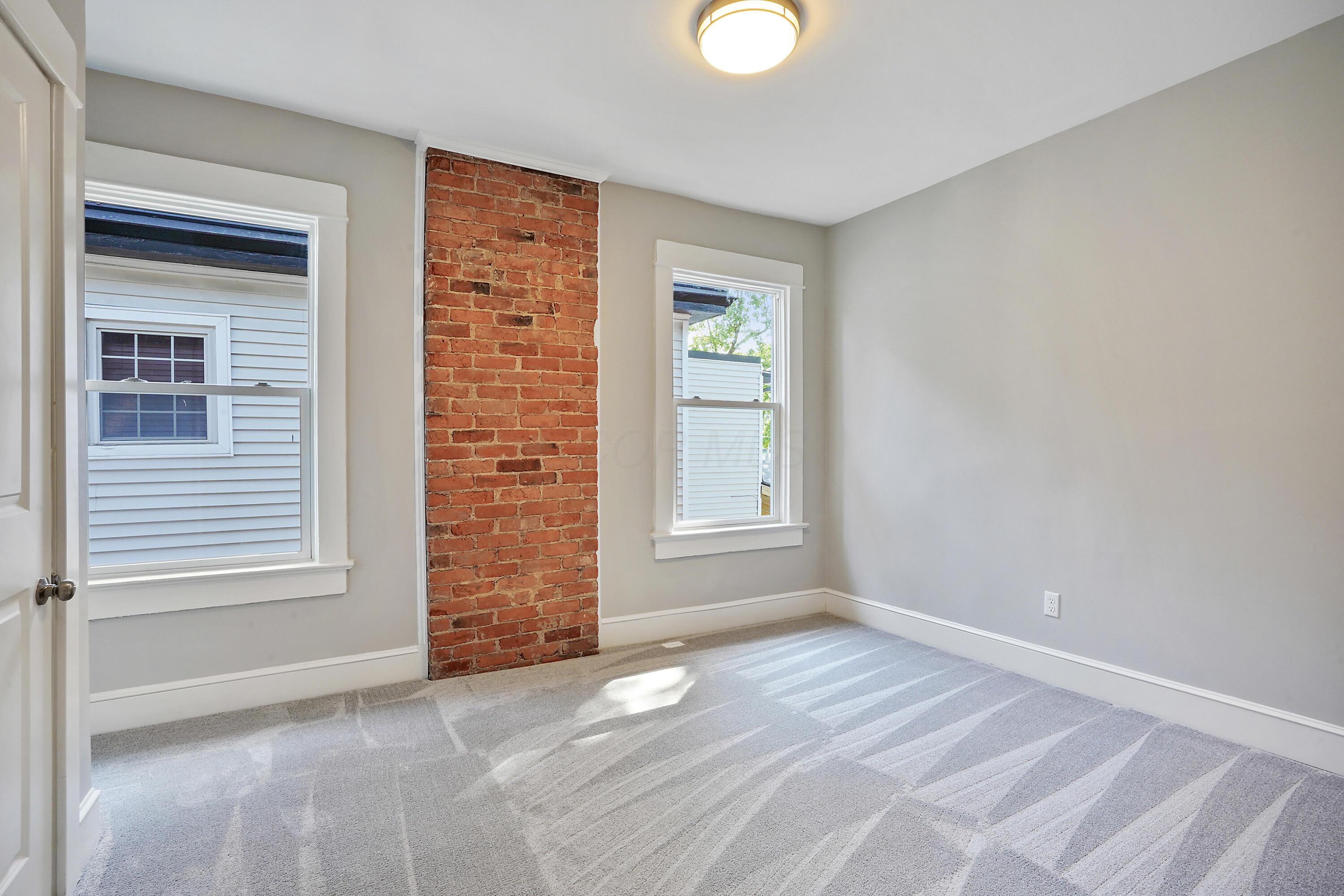 415-417 Morrison Avenue