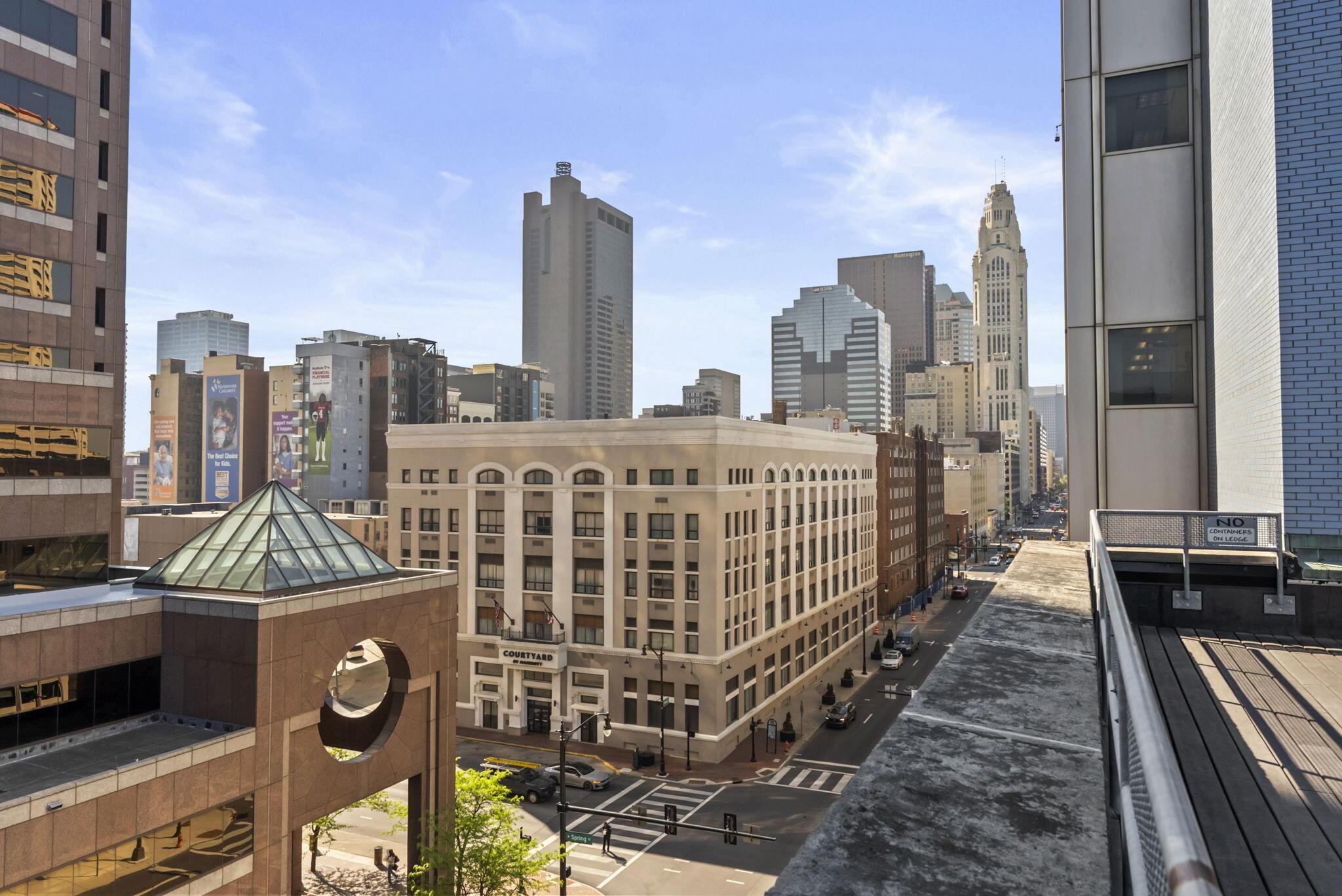 221 N Front Street, 602