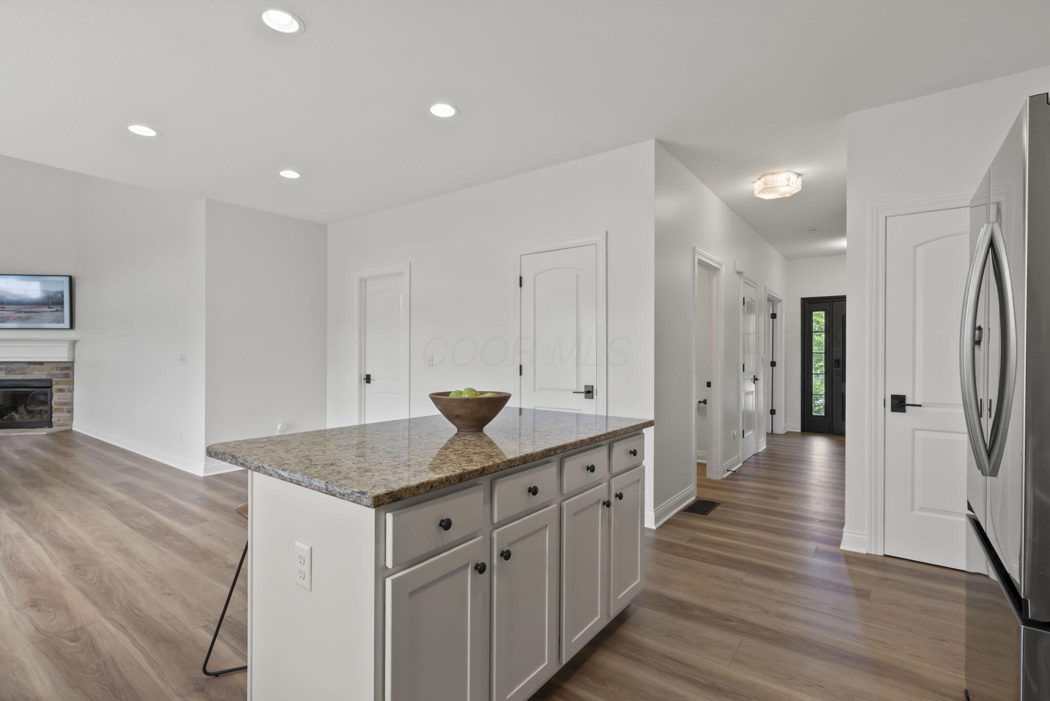 6871 Harper Lane