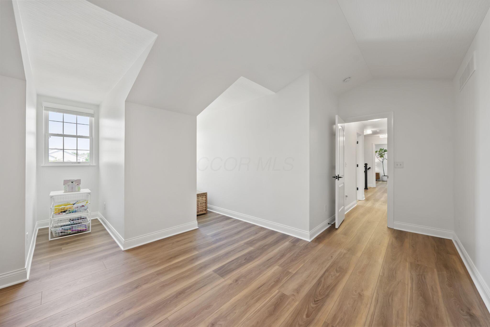 6871 Harper Lane