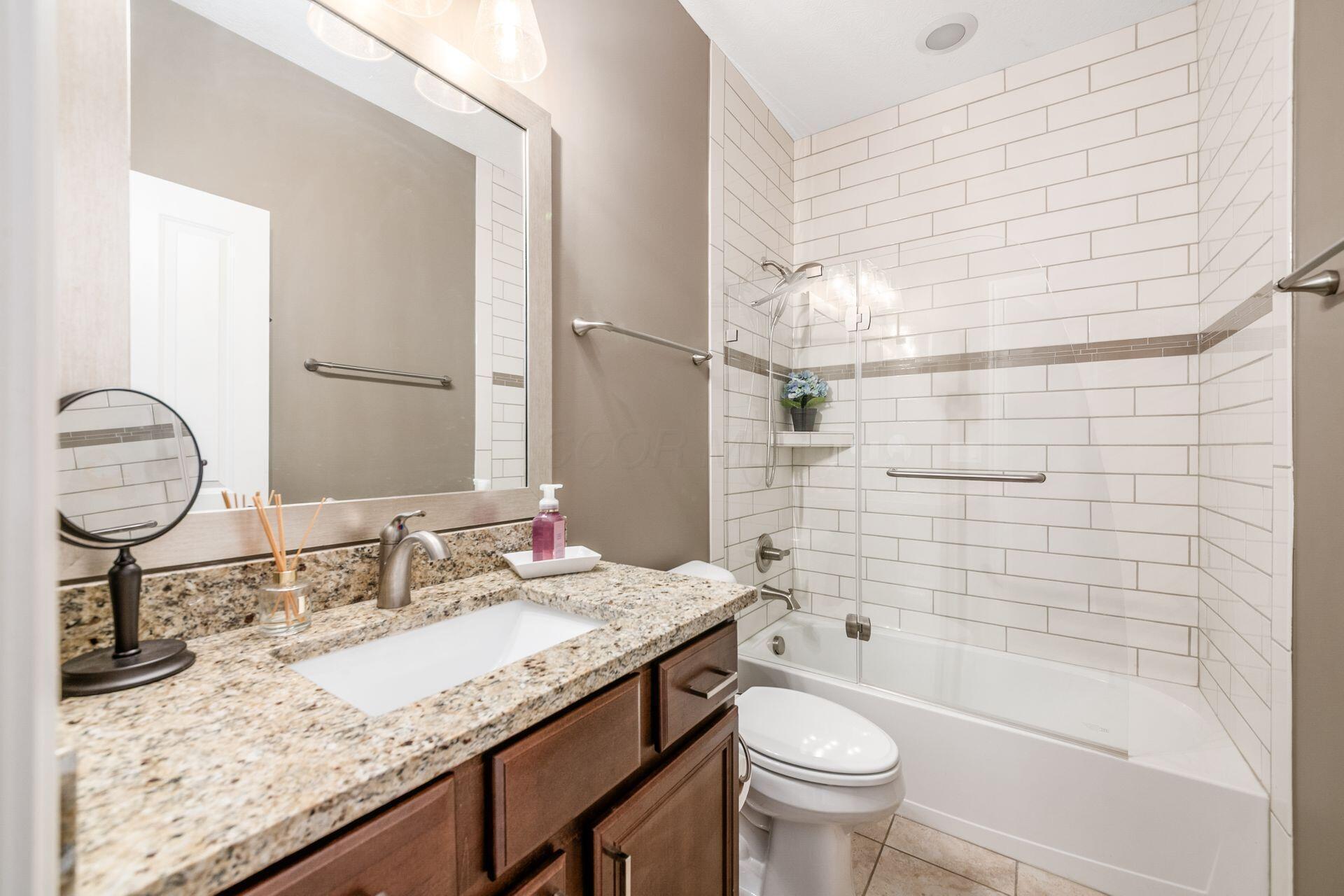 10509 Calla Lily Way