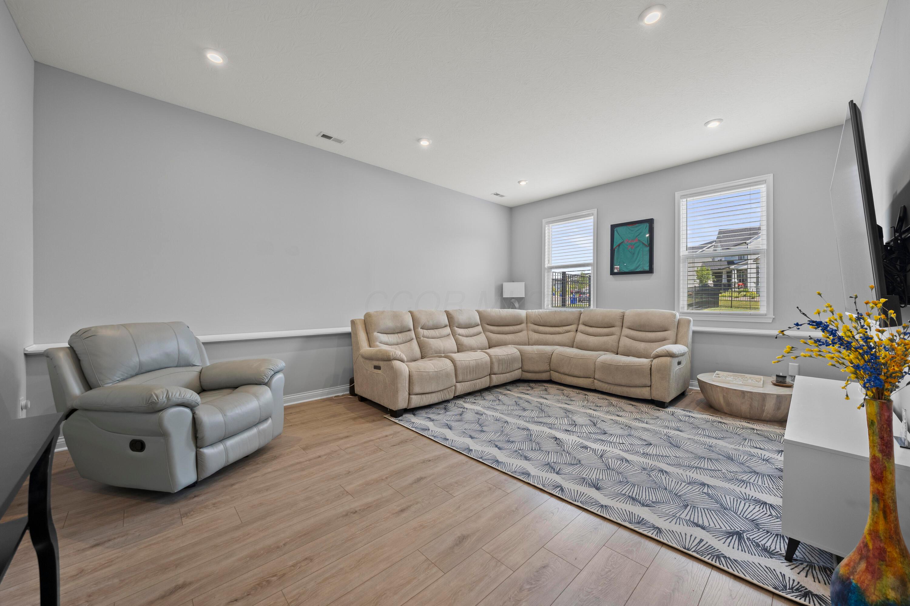3011 Stockdale Farms Drive