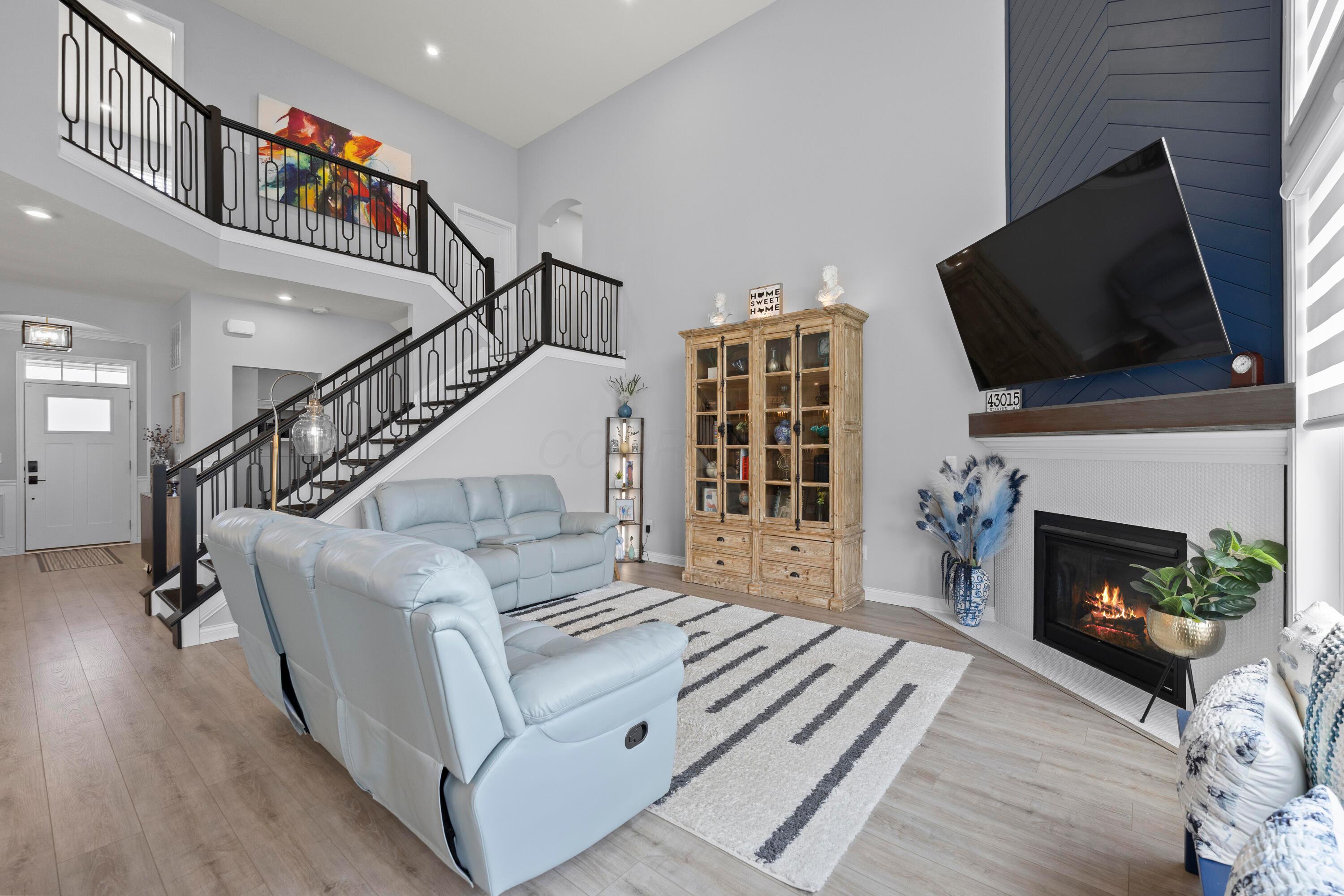 3011 Stockdale Farms Drive