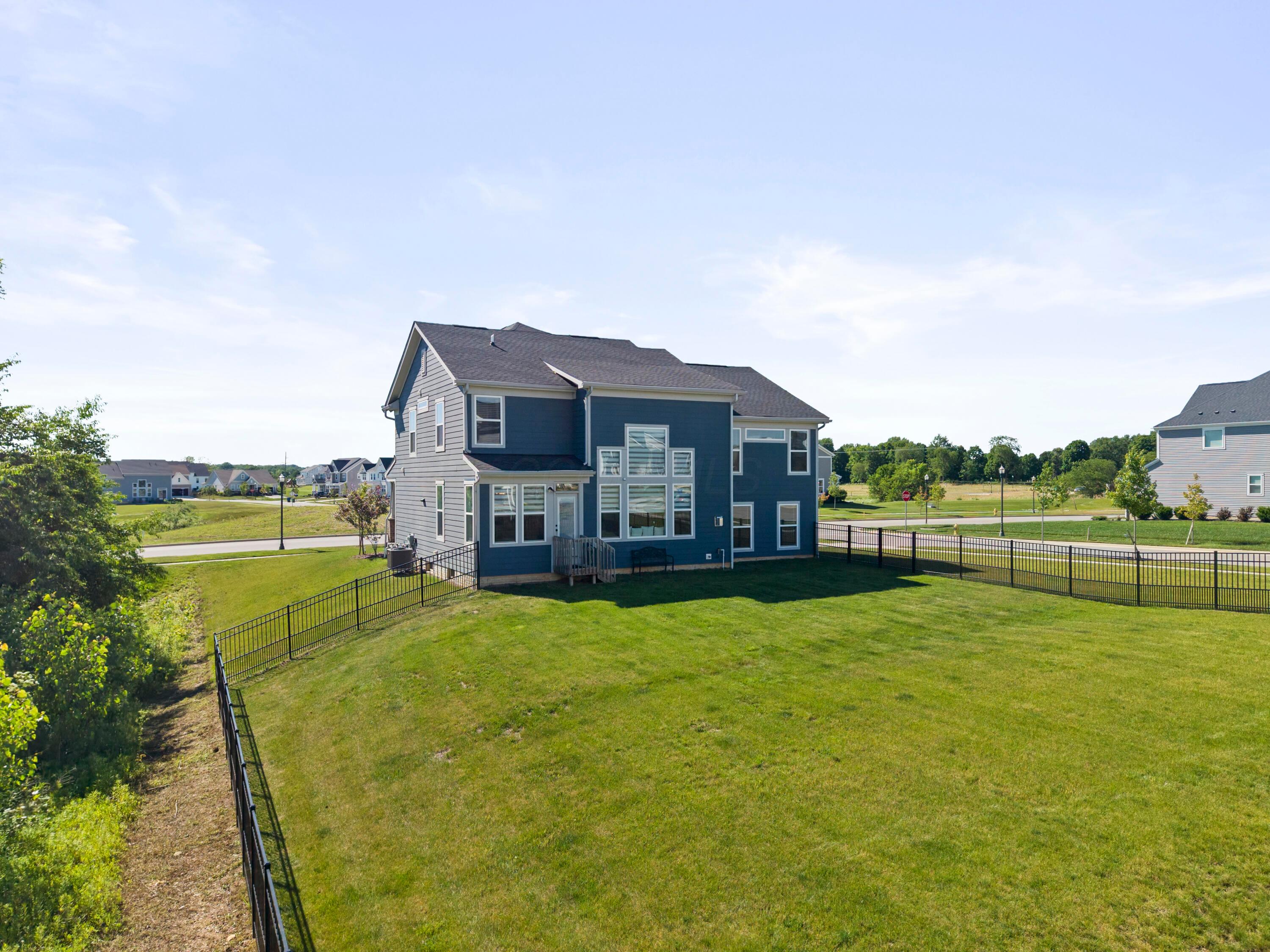 3011 Stockdale Farms Drive