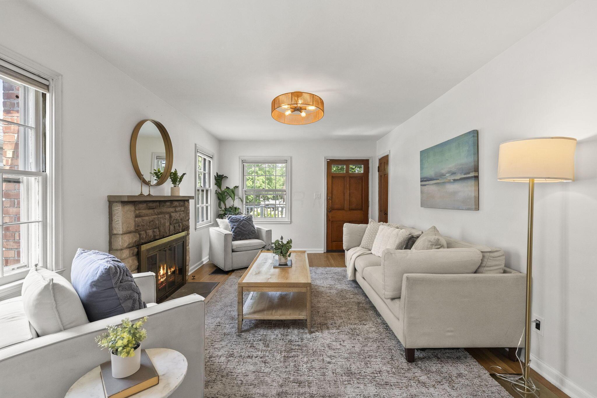 105 E Royal Forest Boulevard