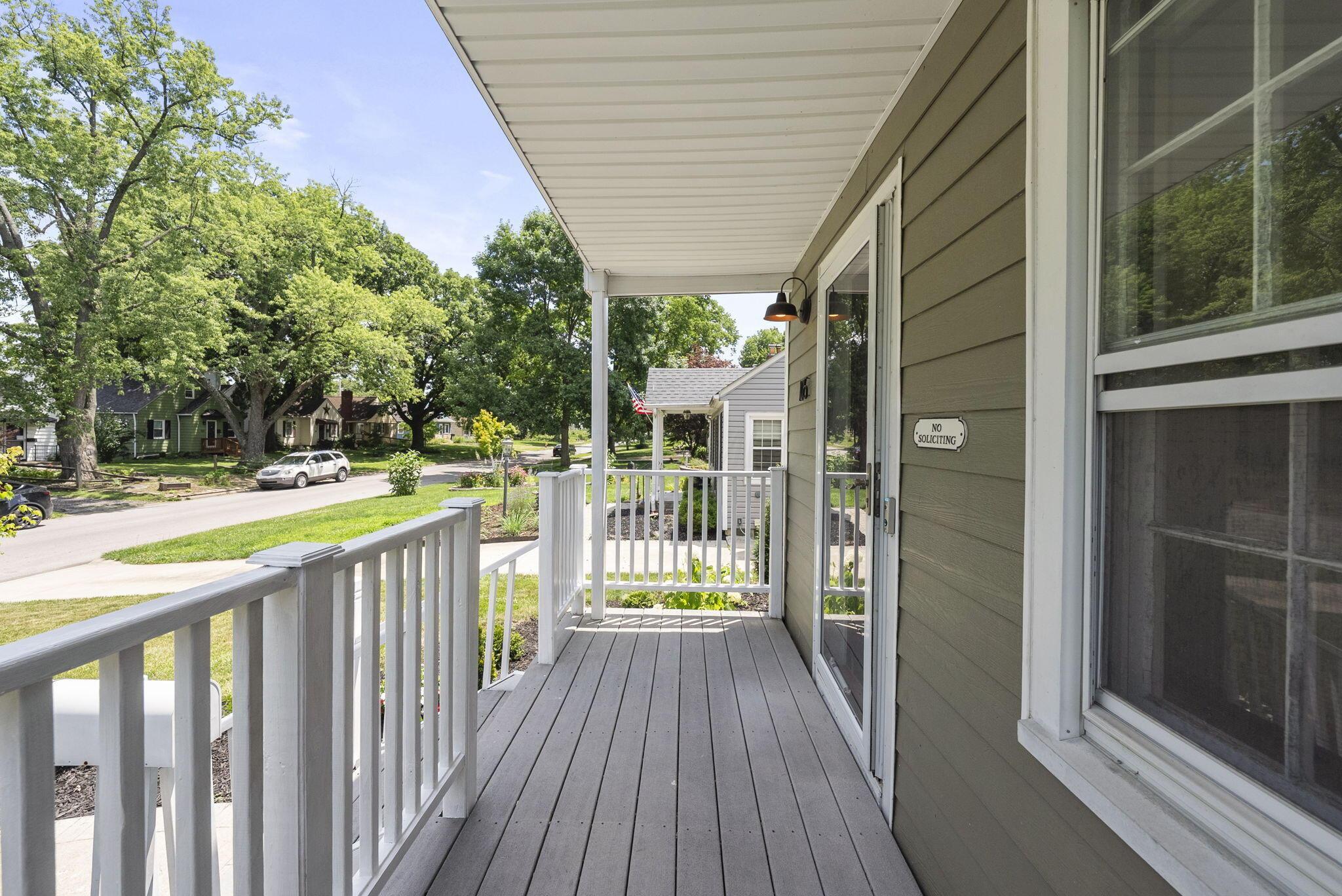 105 E Royal Forest Boulevard