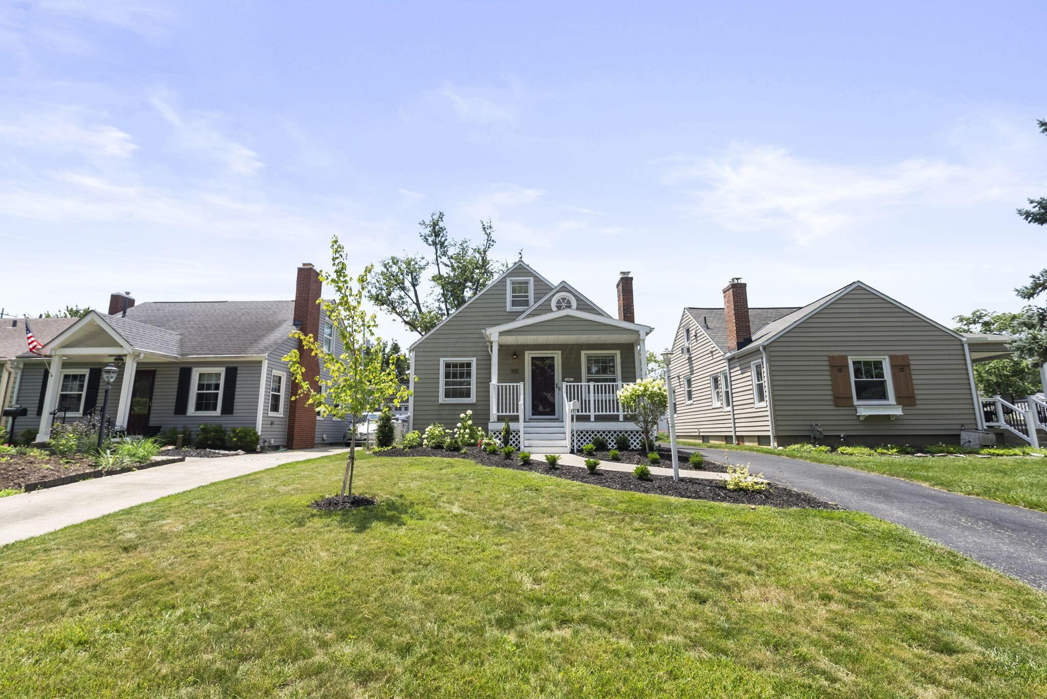 105 E Royal Forest Boulevard
