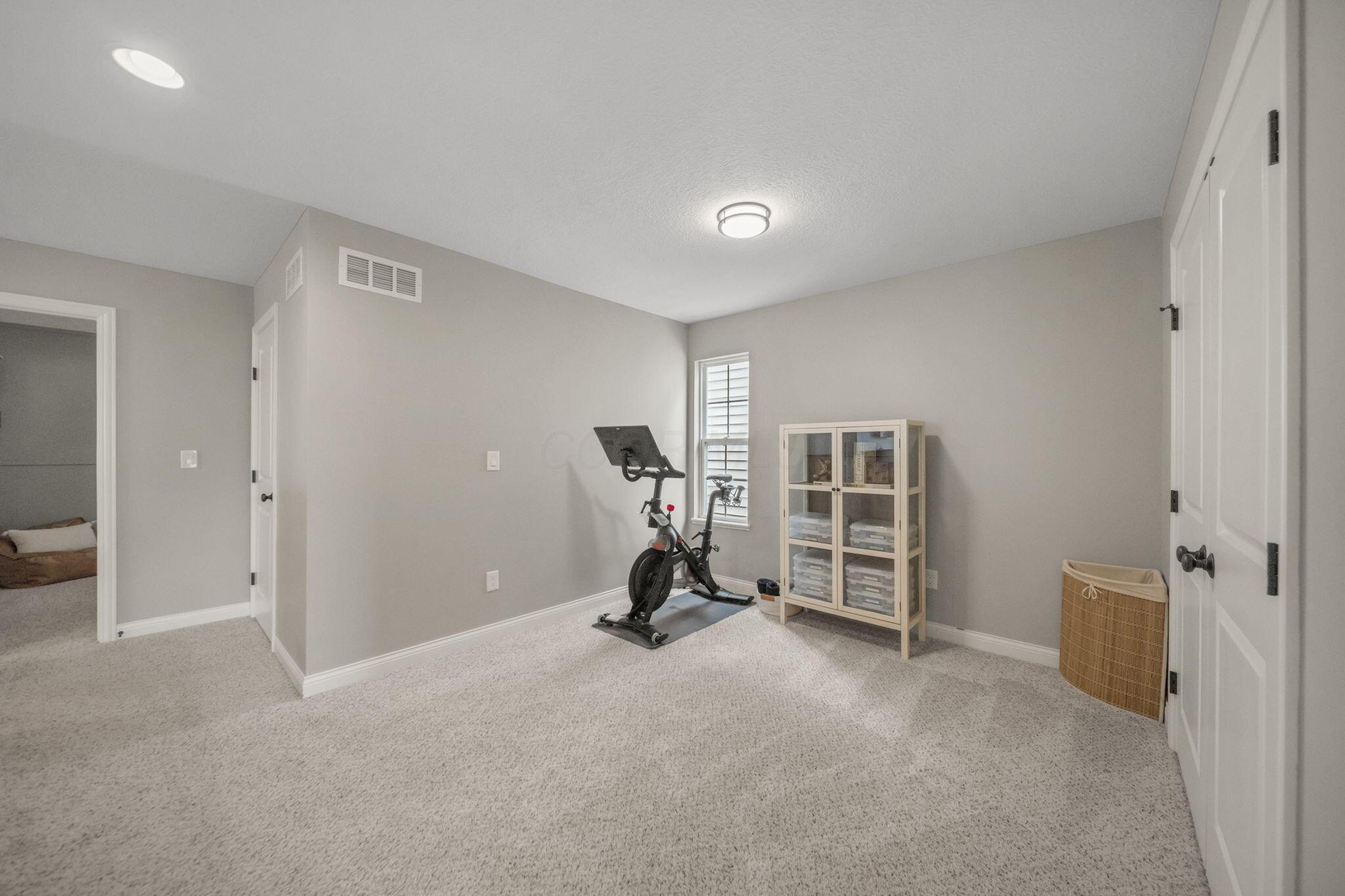 1423 Leesland Drive