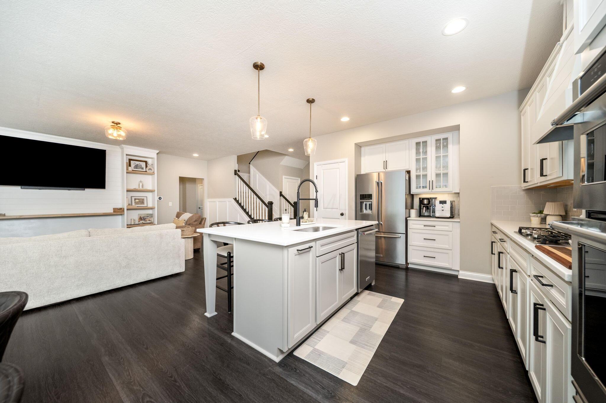 1423 Leesland Drive