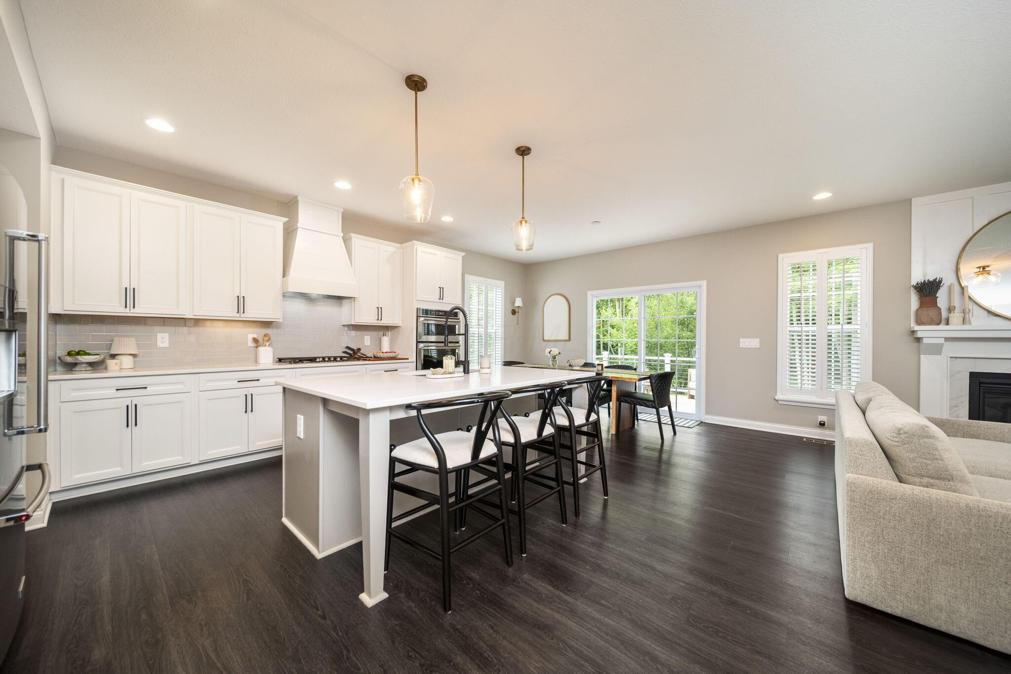 1423 Leesland Drive