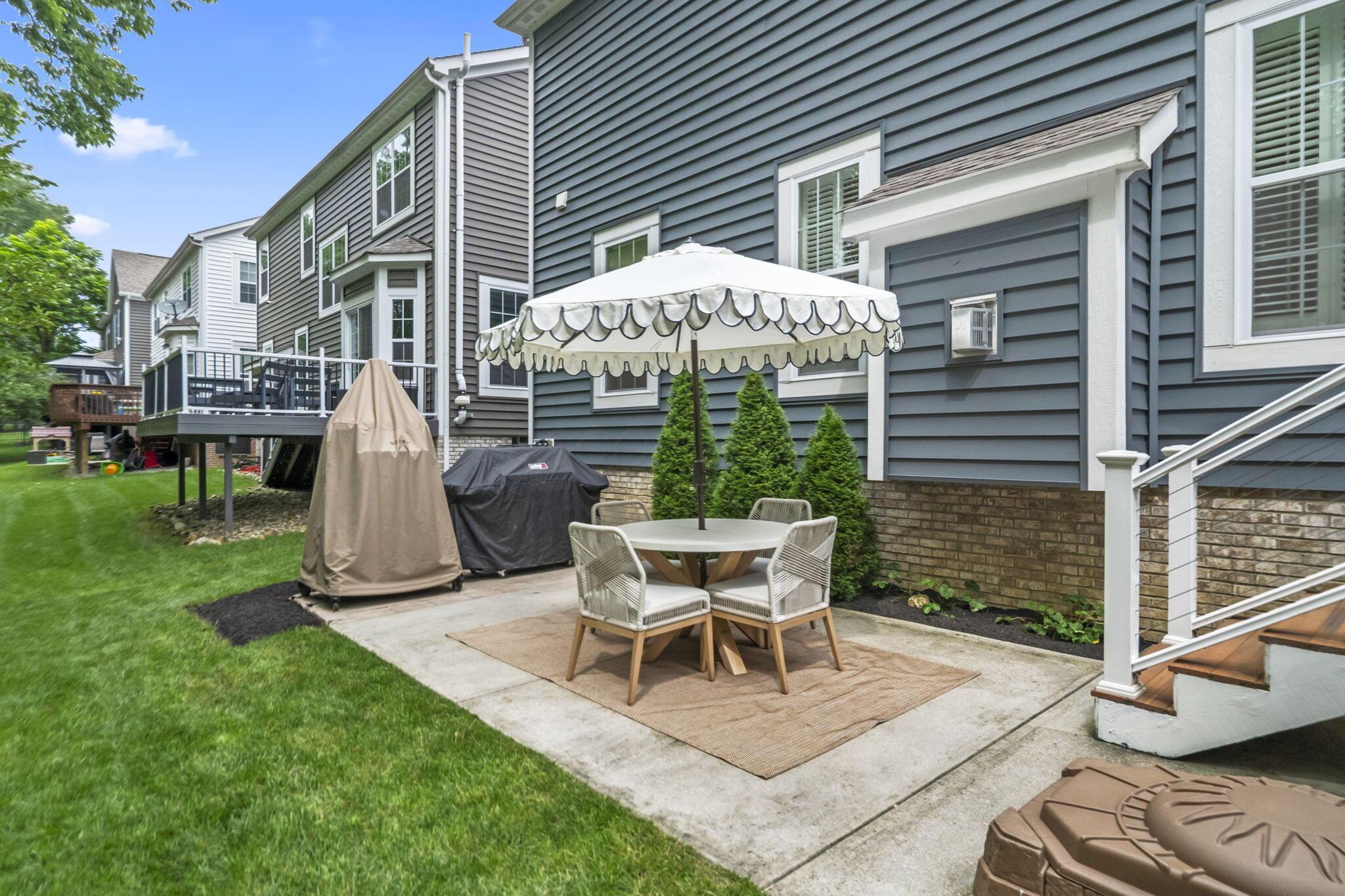 1423 Leesland Drive