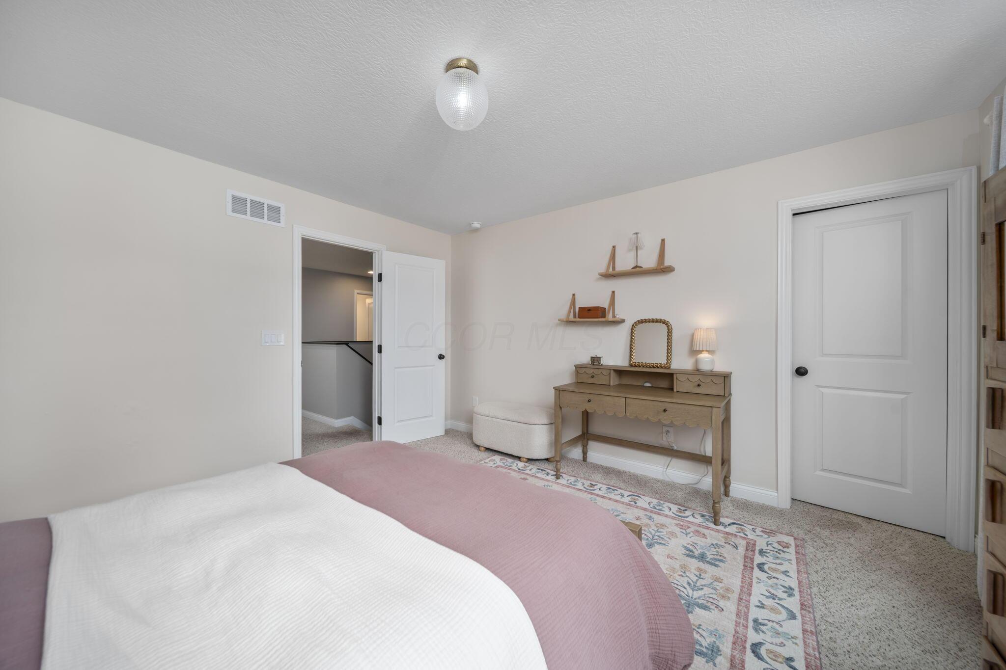 1423 Leesland Drive