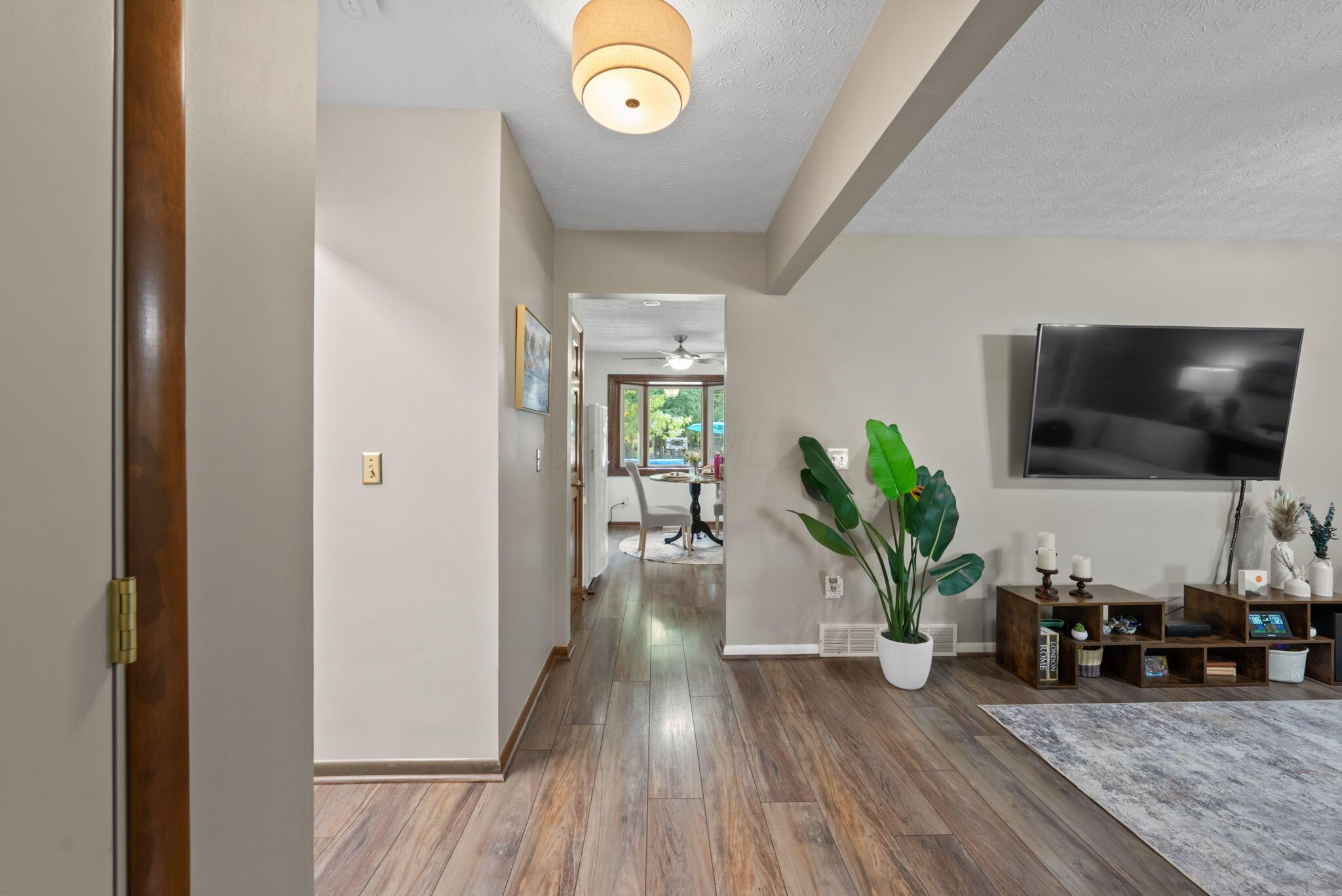 6081 Mayfair Drive