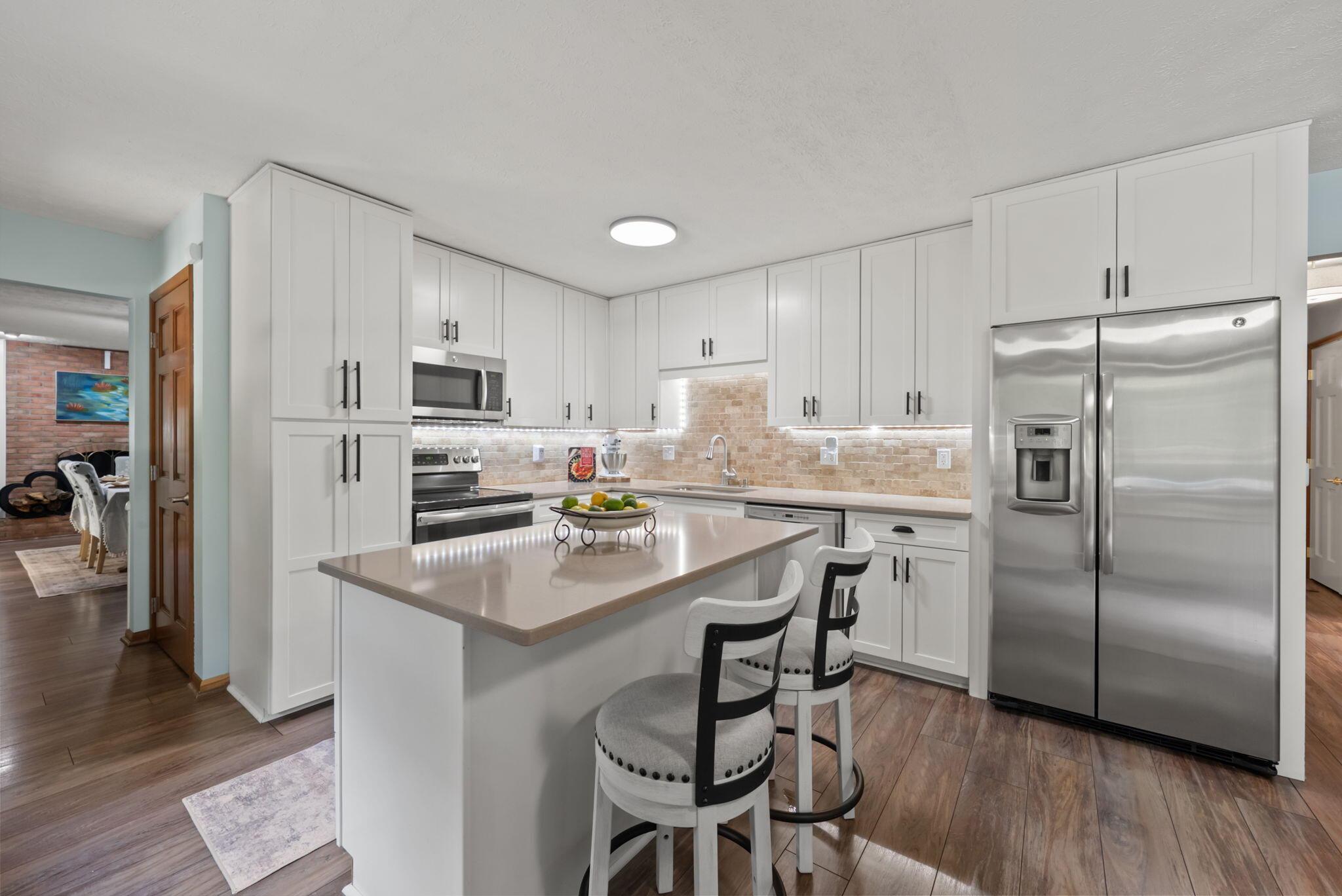 6081 Mayfair Drive