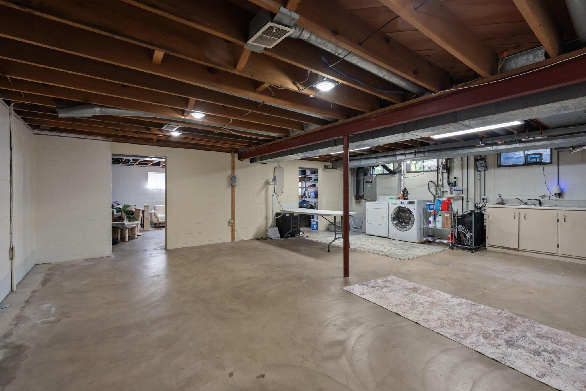 6081 Mayfair Drive