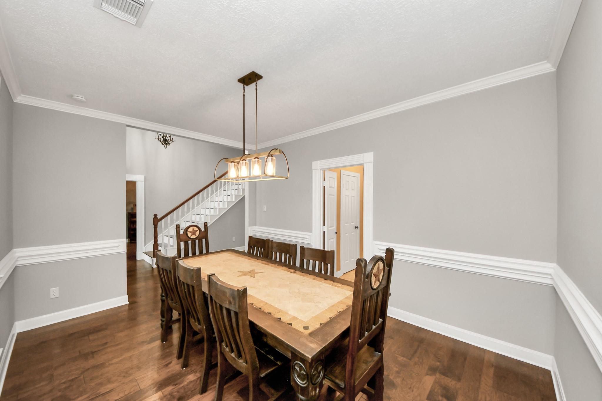 3306 Candlelon Drive