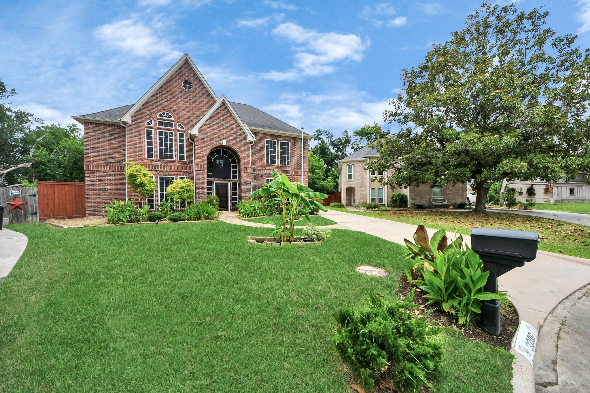 3306 Candlelon Drive