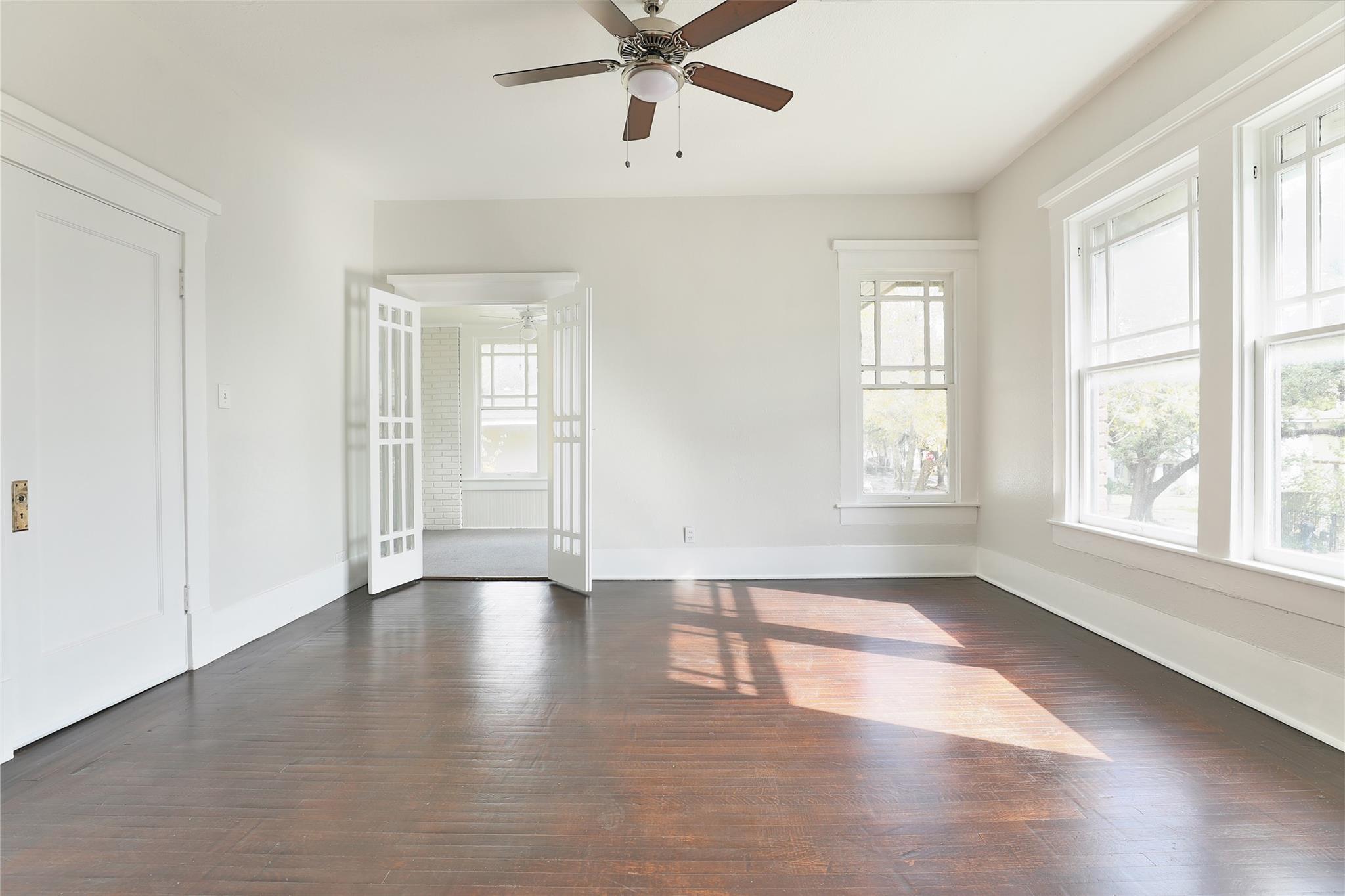 816 Hawthorne Street