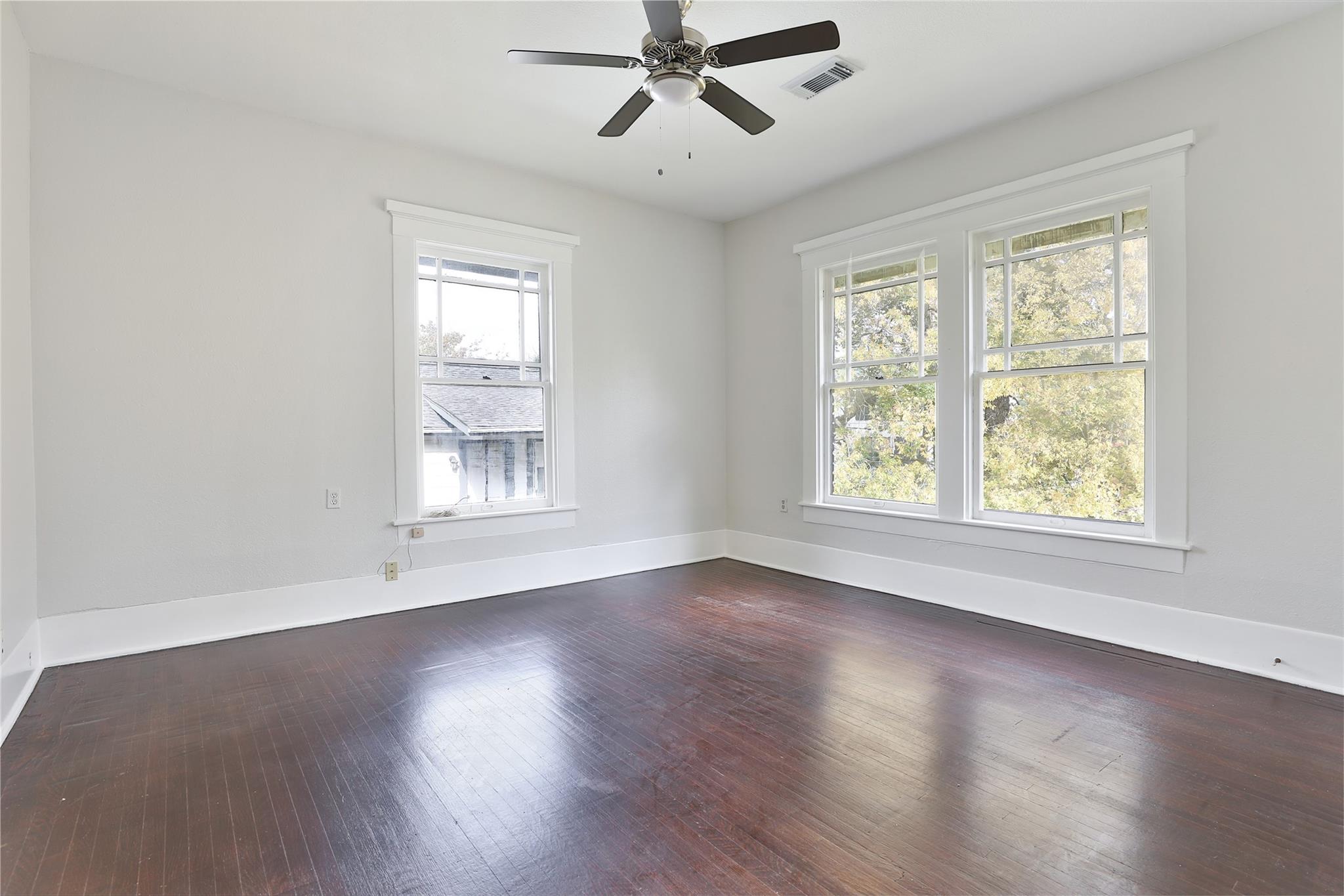 816 Hawthorne Street