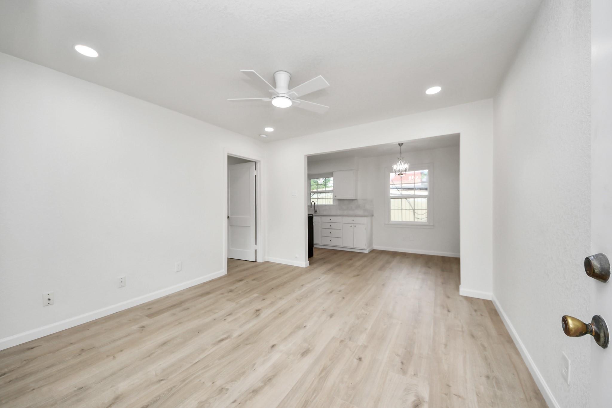 816 Hawthorne Street