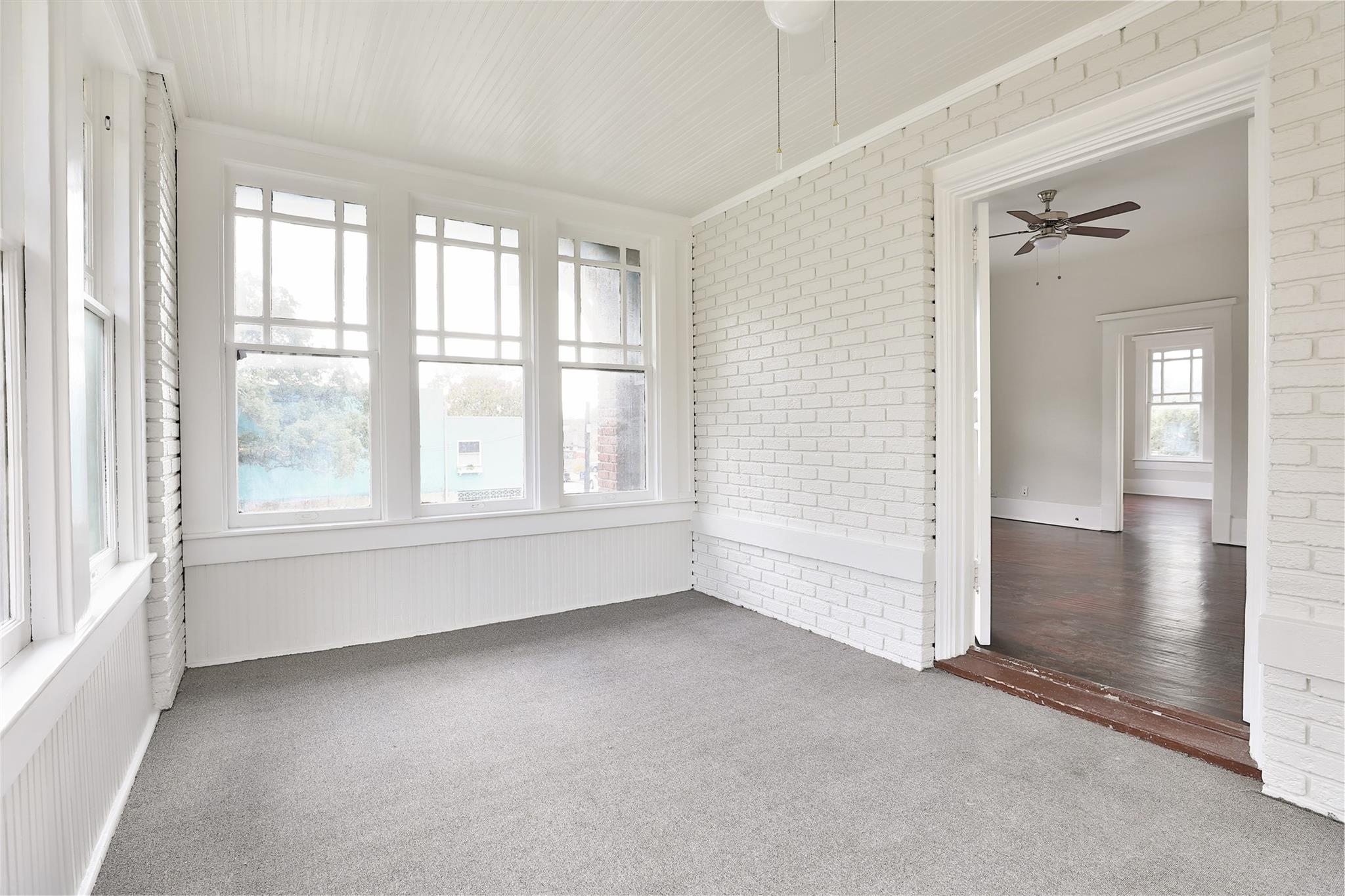 816 Hawthorne Street