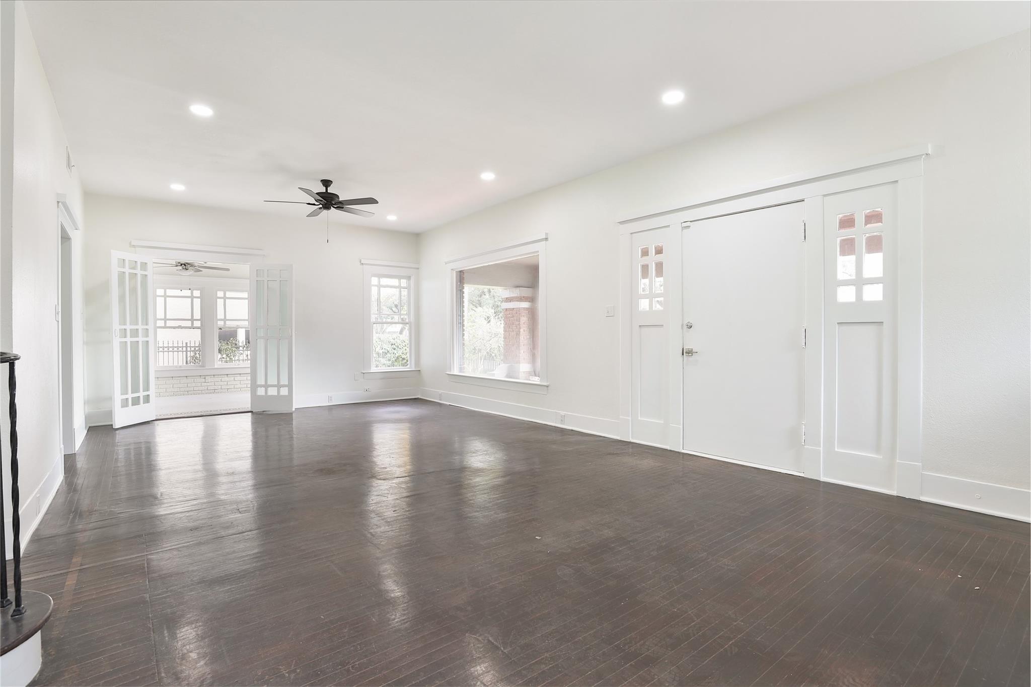 816 Hawthorne Street