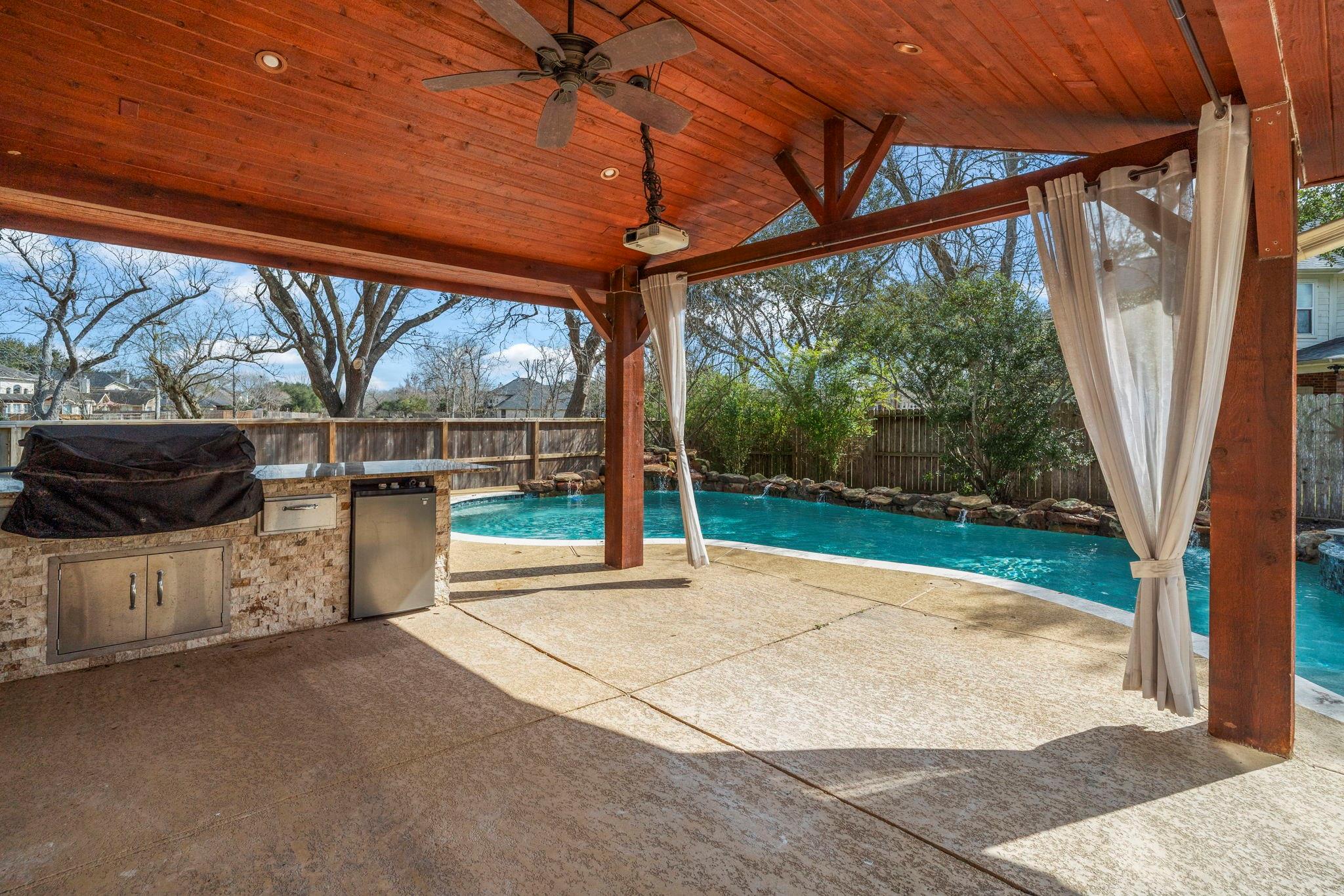 10334 Cape Hatteras Way