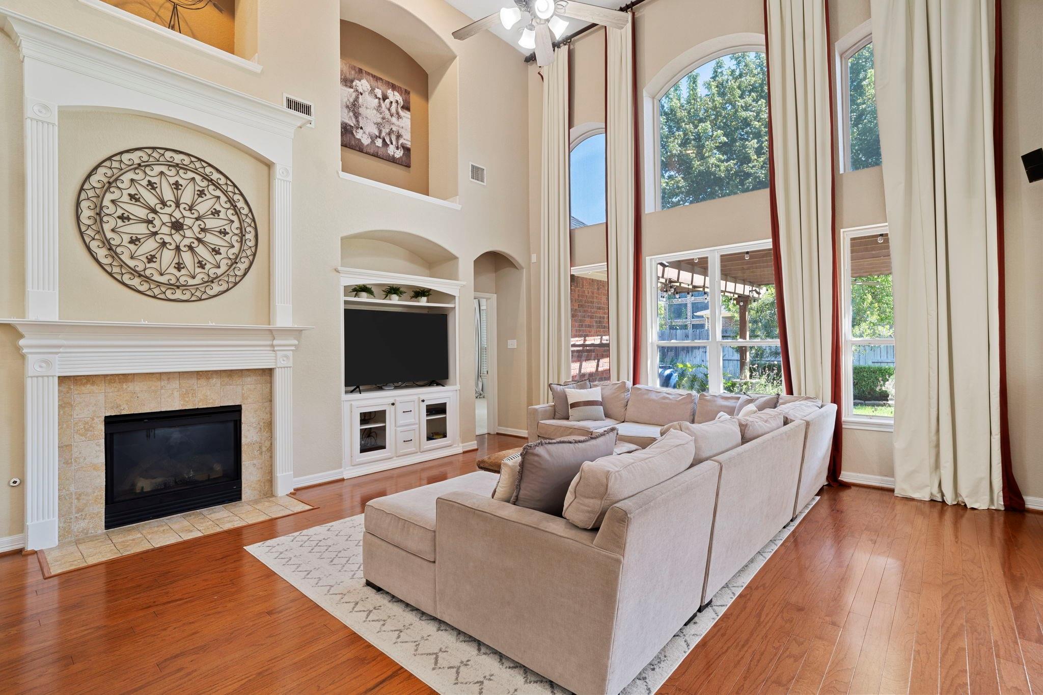 3522 Cat Springs Lane