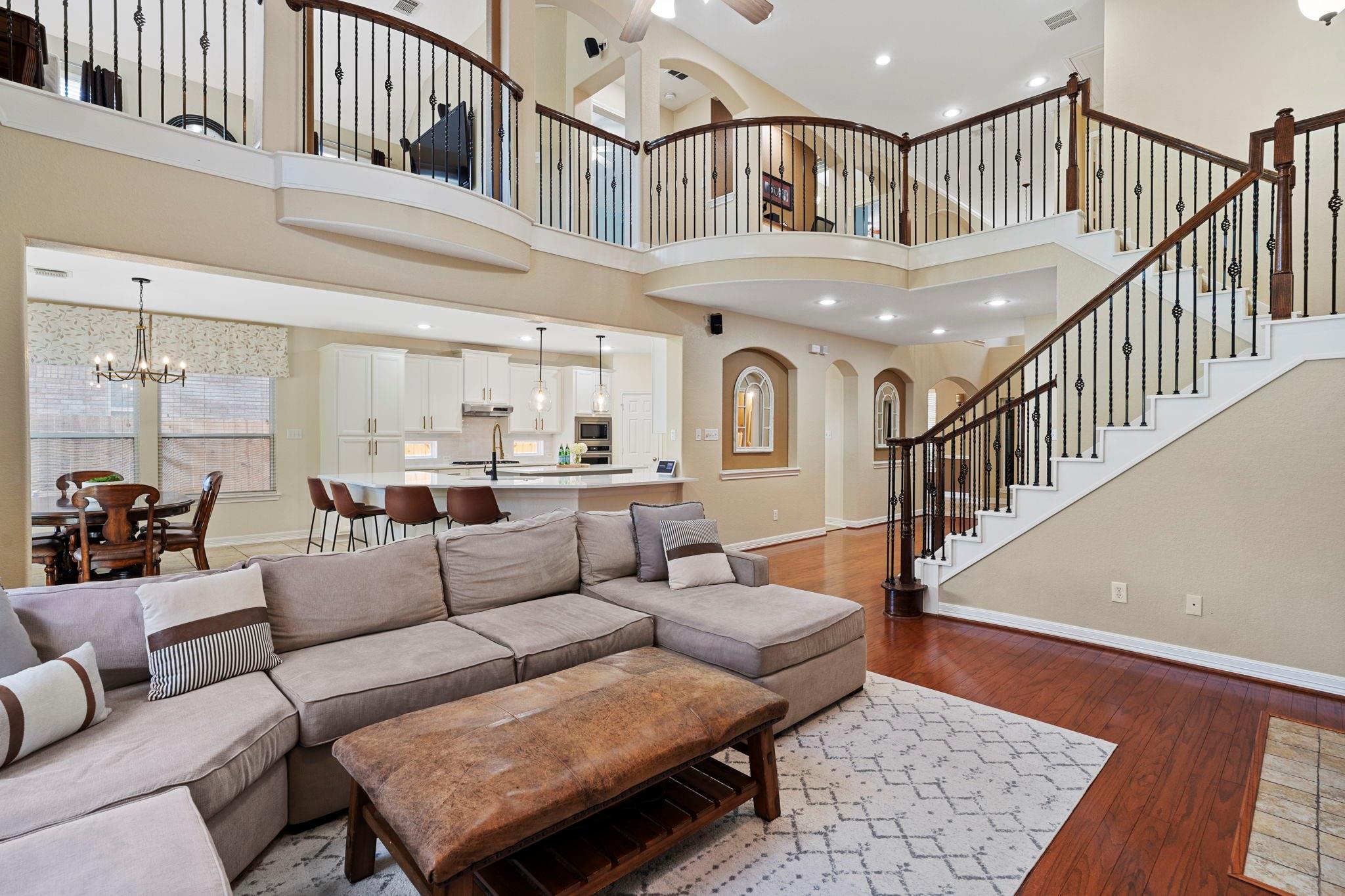 3522 Cat Springs Lane