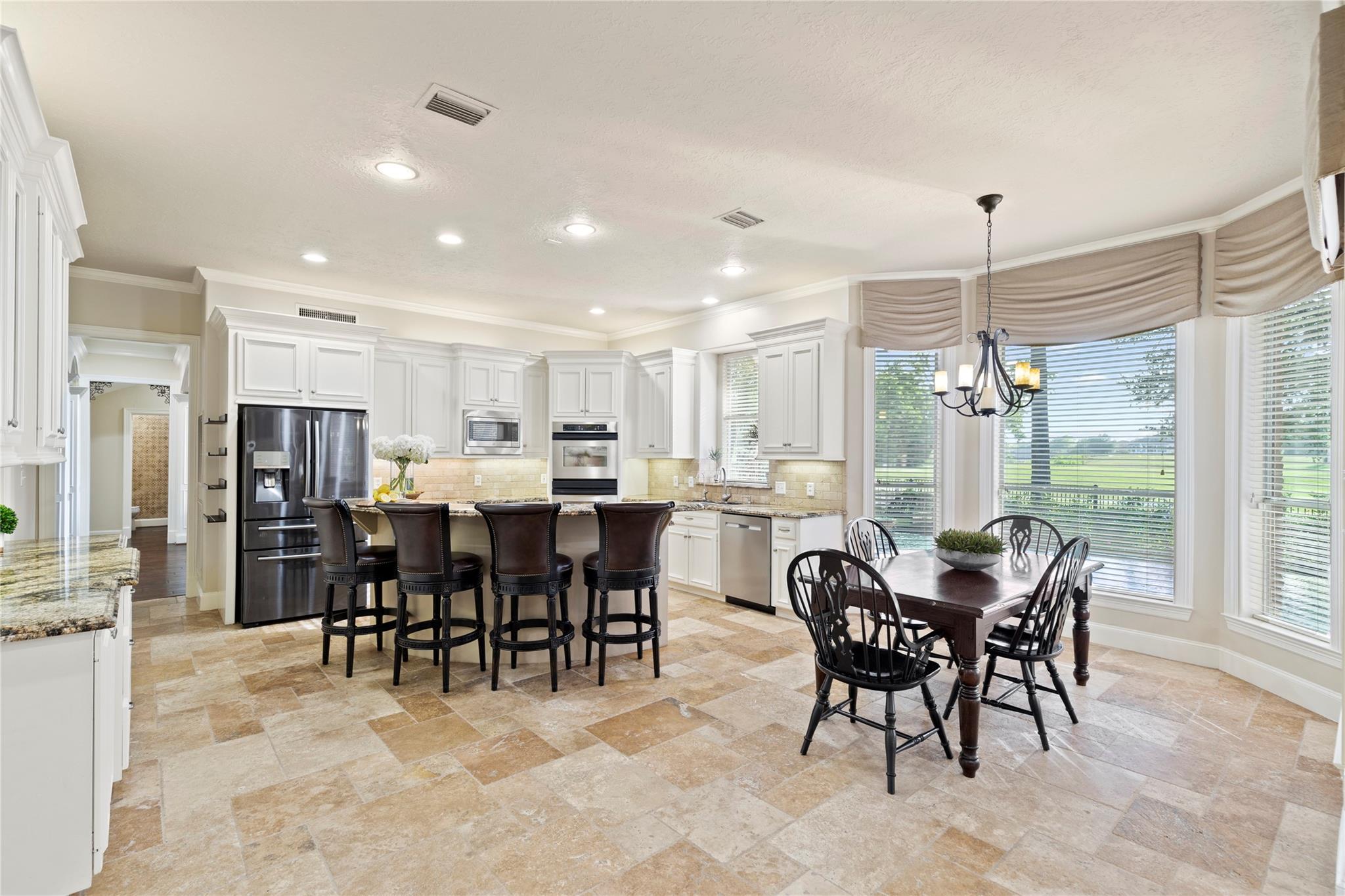 10 Sullivans Court