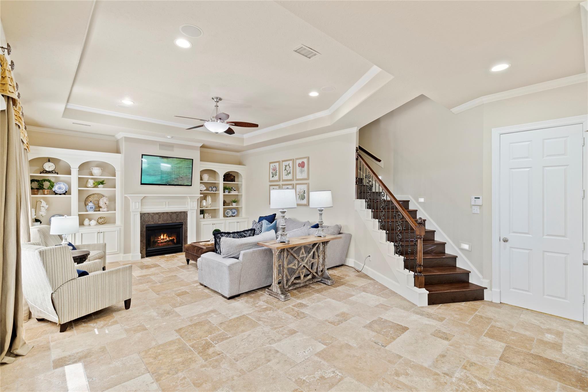 10 Sullivans Court