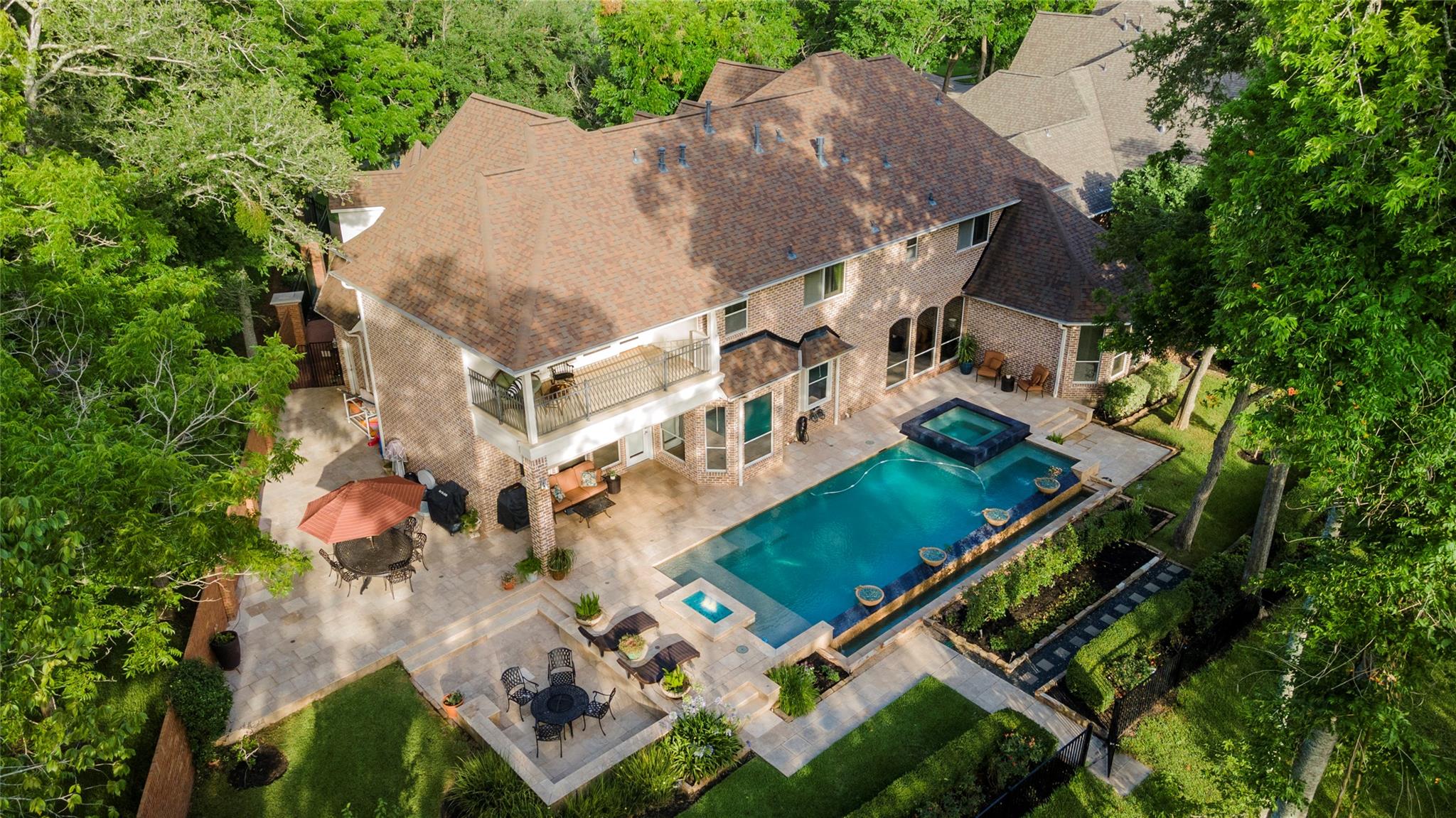 10 Sullivans Court