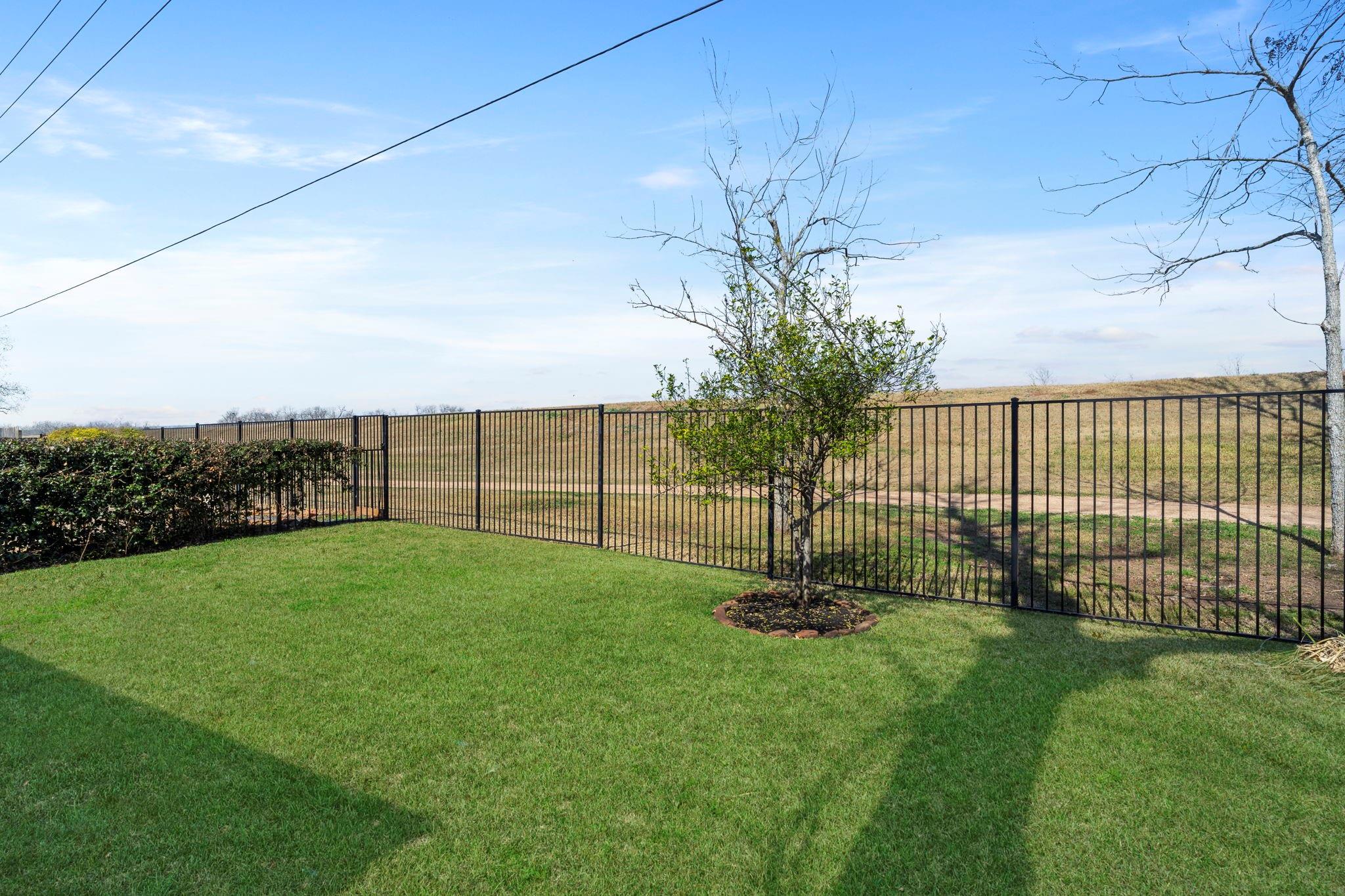 9503 N Fitzgerald Way