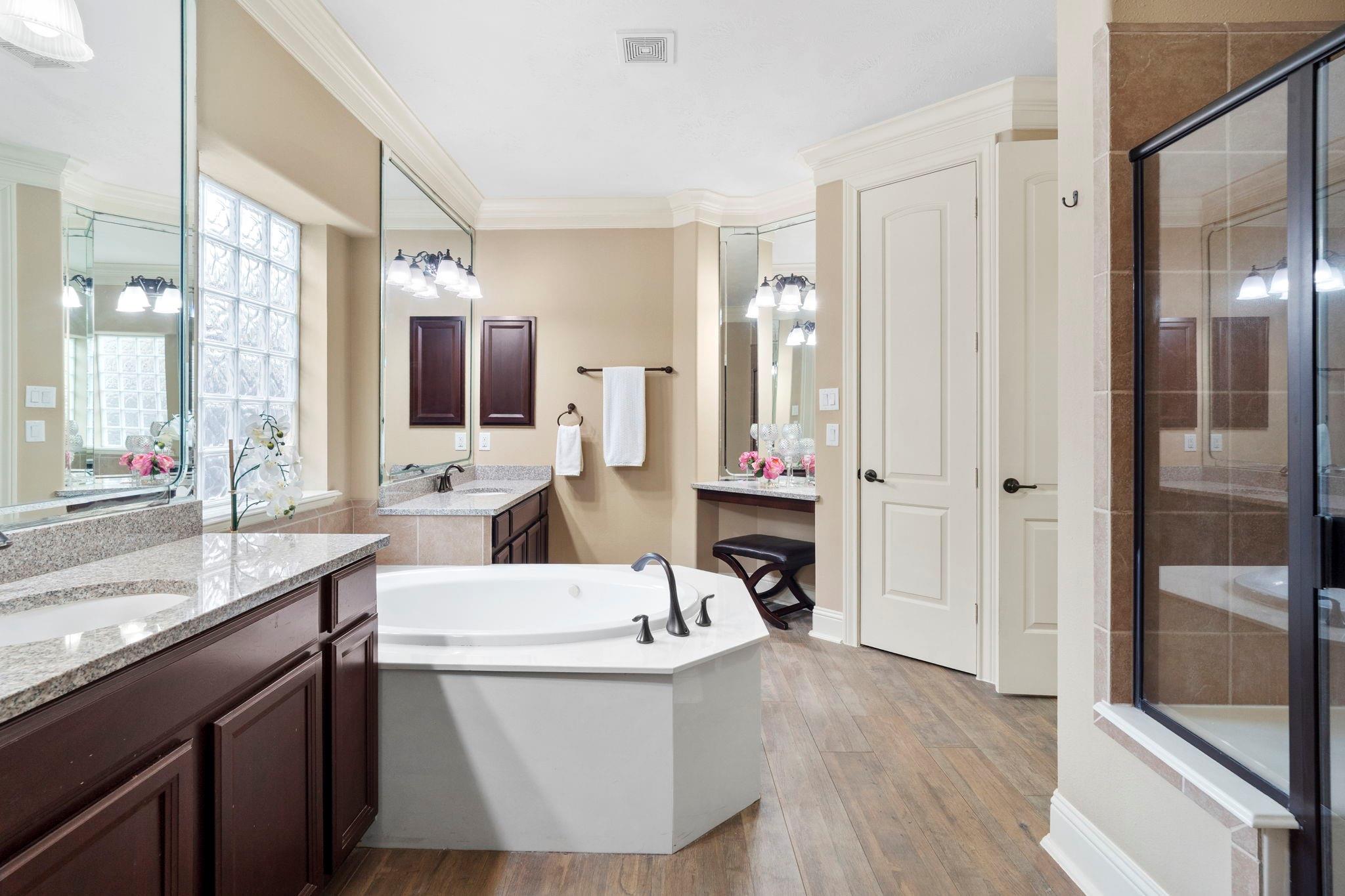 10522 Ginger Glen