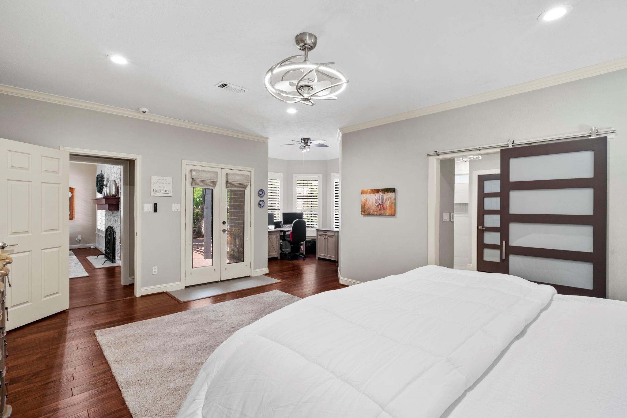 4002 Glenwood Drive