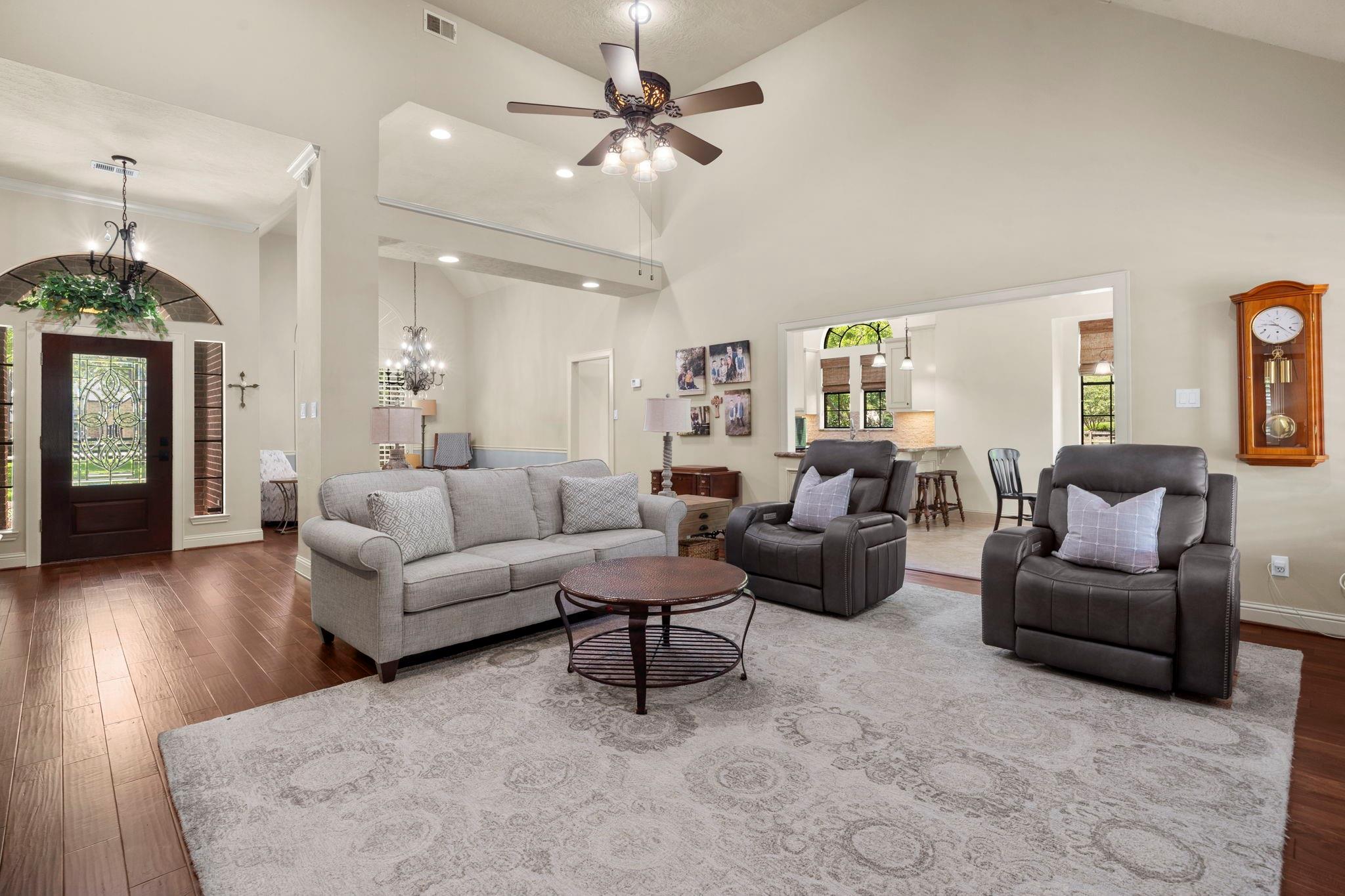 4002 Glenwood Drive