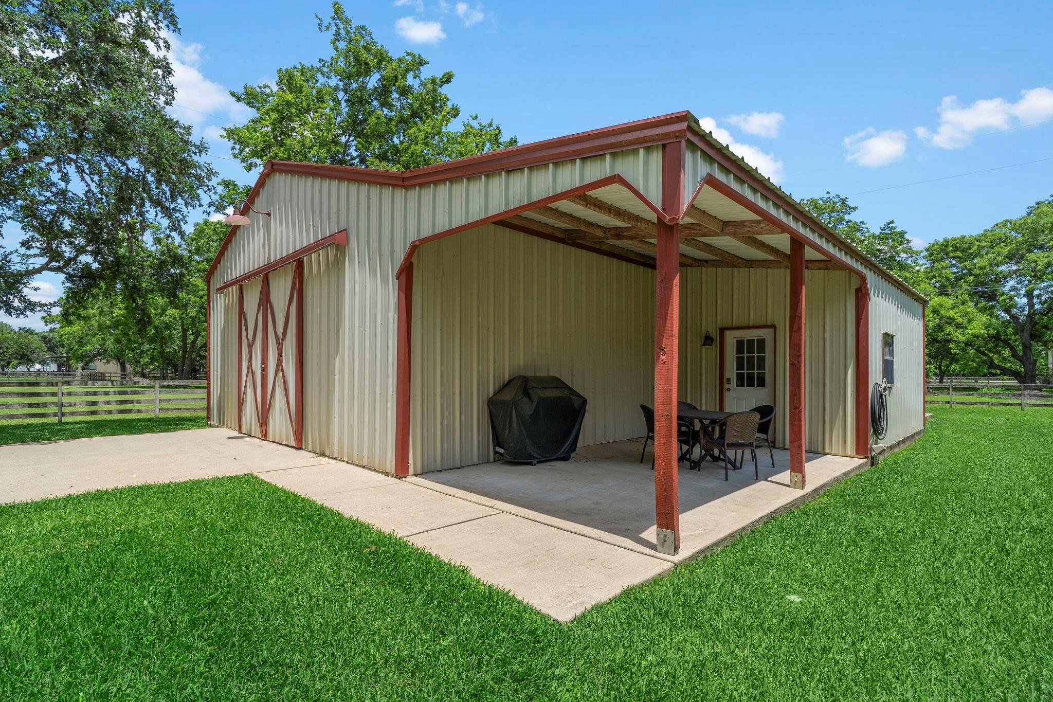 4002 Glenwood Drive
