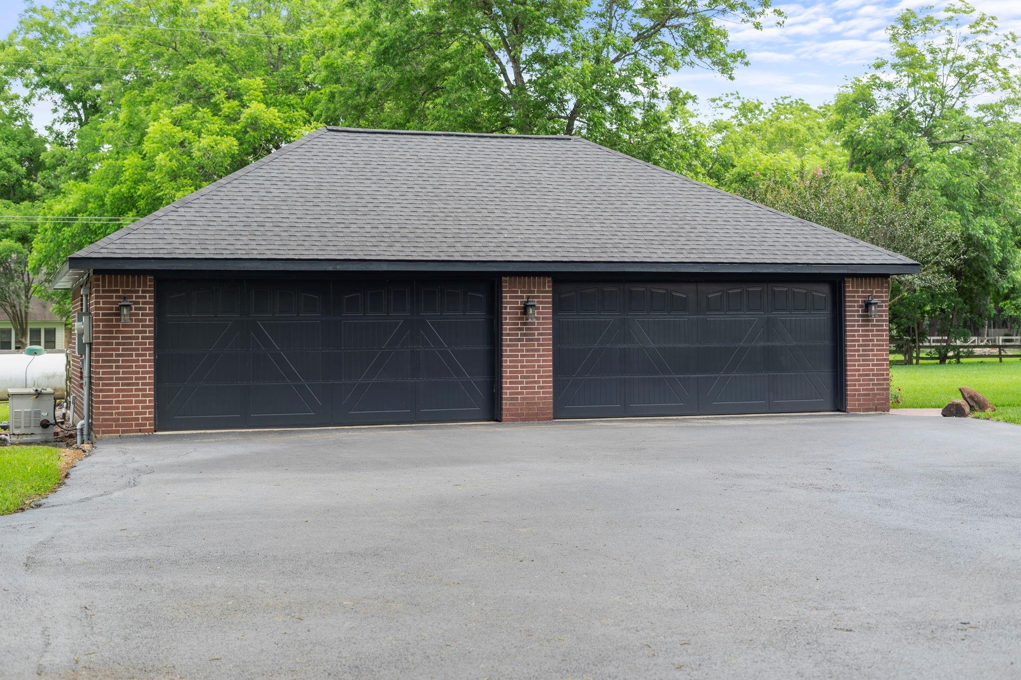 4002 Glenwood Drive