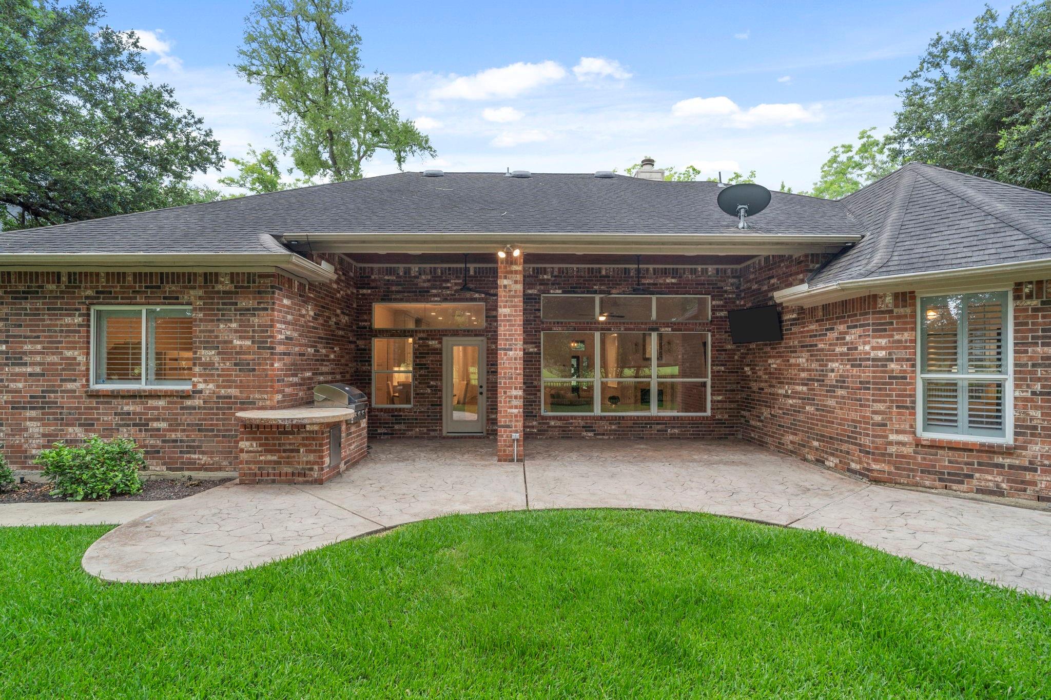 9414 Crosby Way